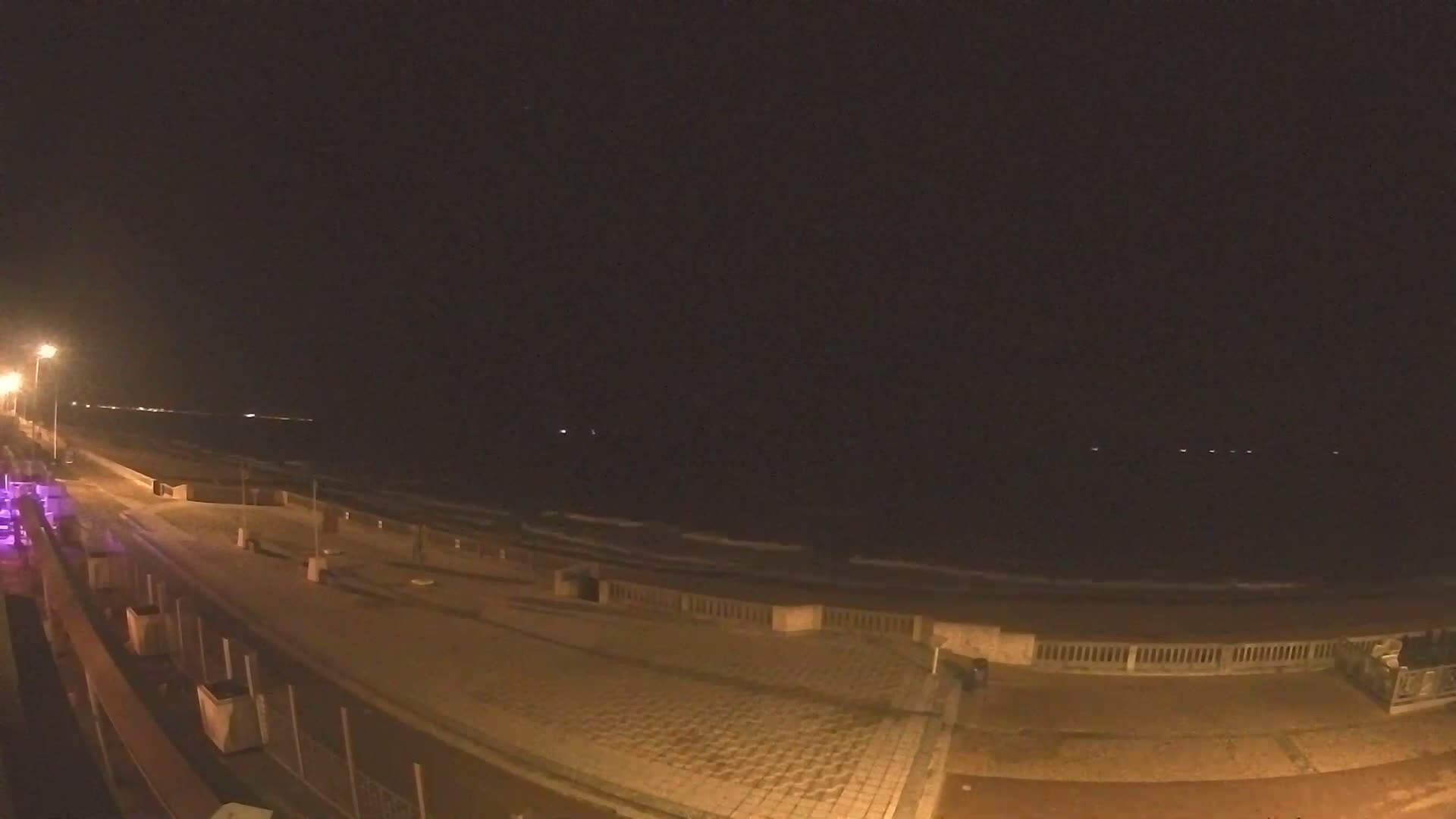 Cabourg Beach Live Cam - Lisieux, Calvados, Normandie, France