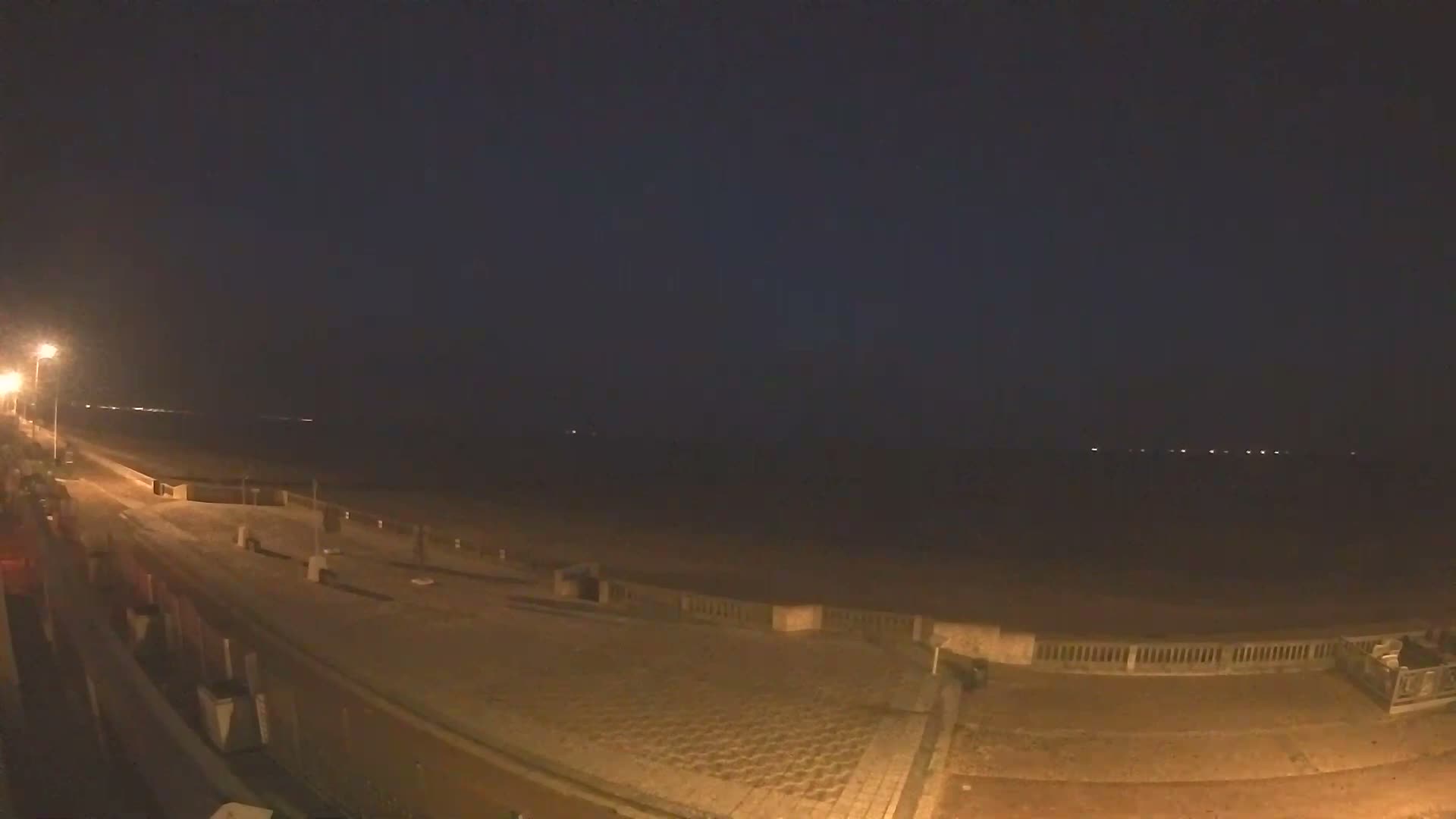 Cabourg Beach Live Cam - Lisieux, Calvados, Normandie, France