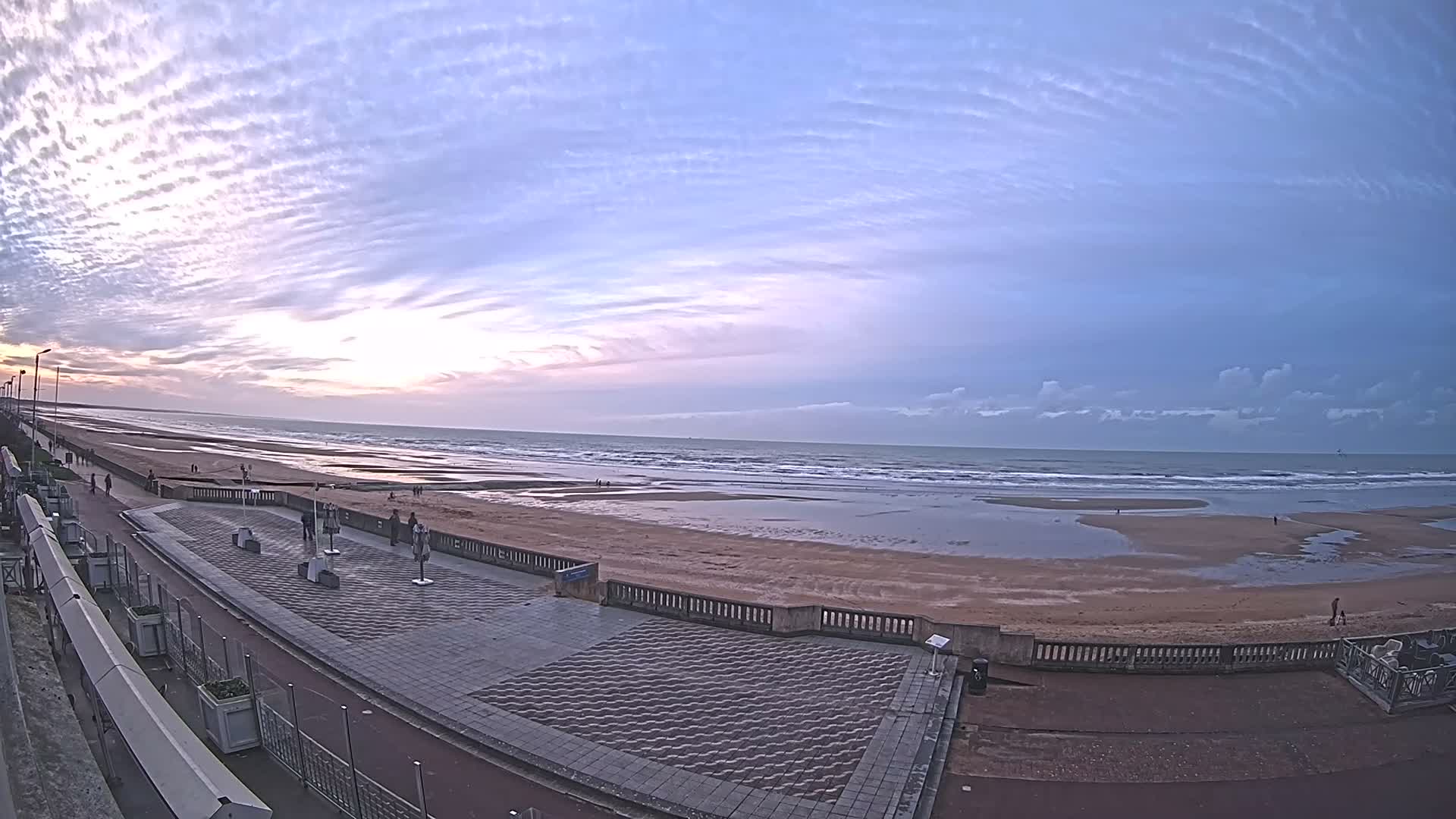 Cabourg Beach Live Cam - Lisieux, Calvados, Normandie, France
