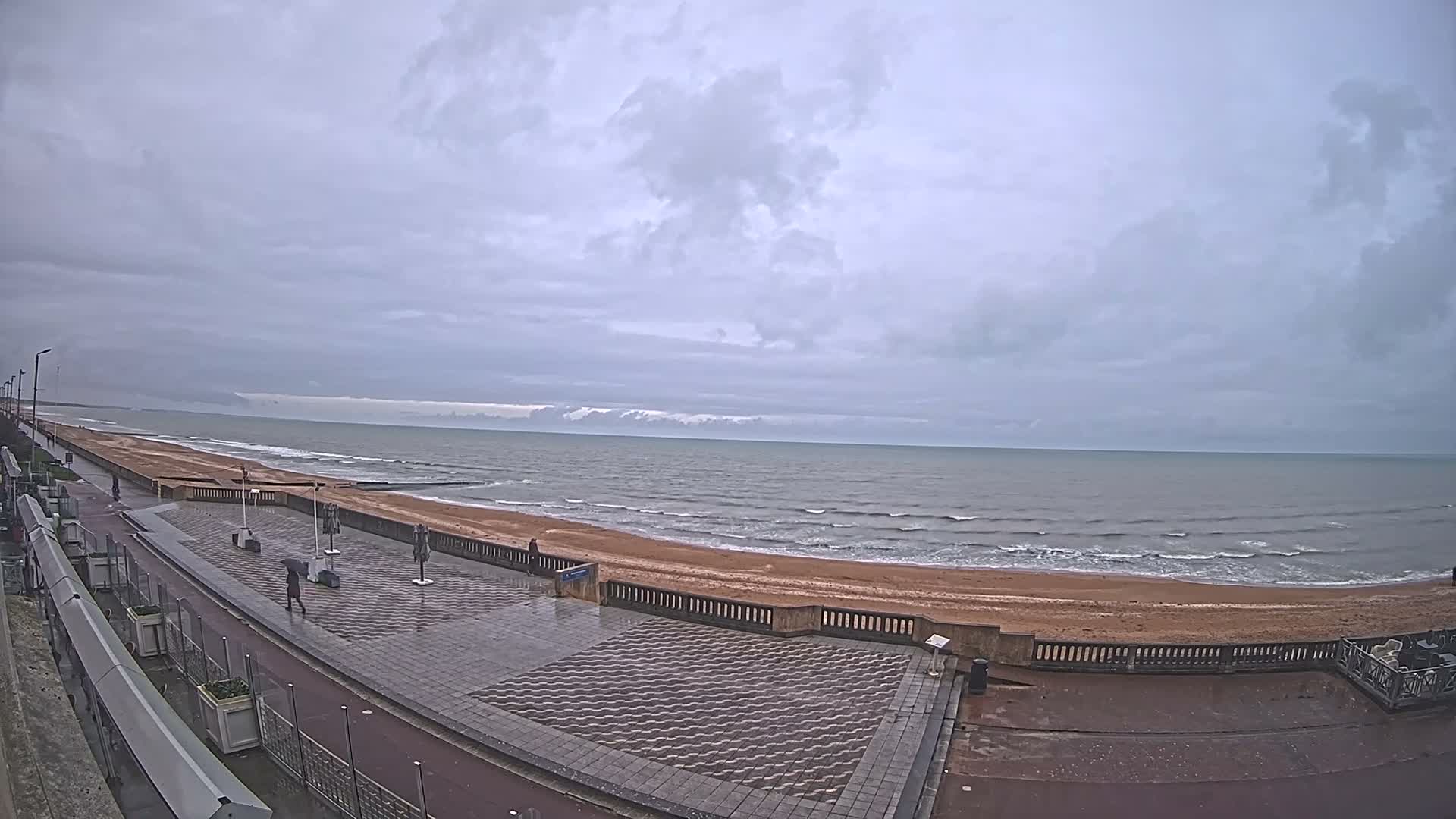 Cabourg Beach Live Cam - Lisieux, Calvados, Normandie, France