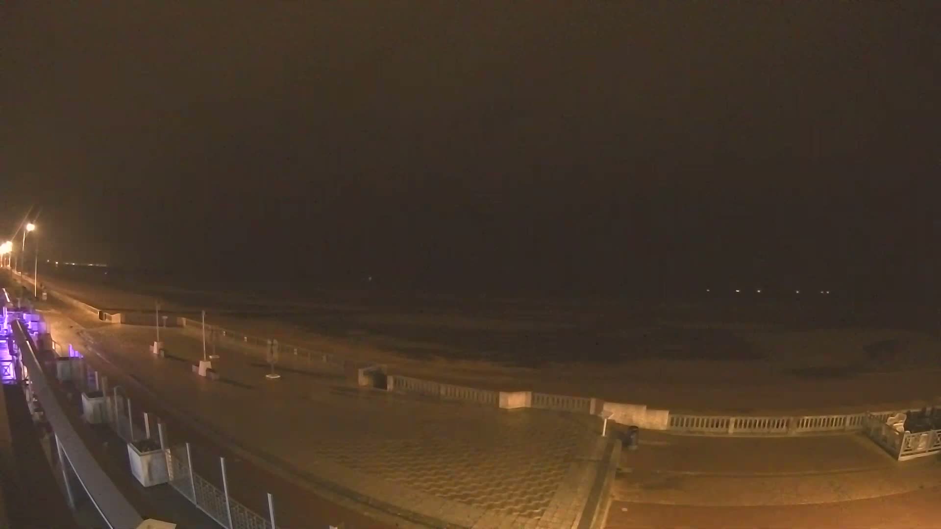 Cabourg Beach Live Cam - Lisieux, Calvados, Normandie, France