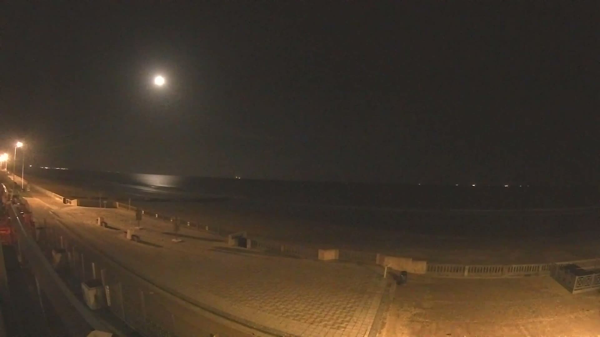 Cabourg Beach Live Cam - Lisieux, Calvados, Normandie, France