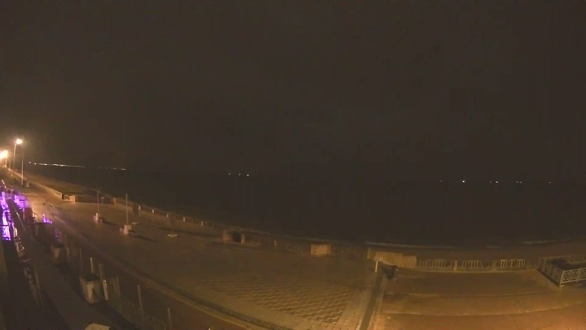 Cabourg Beach Live Cam - Lisieux, Calvados, Normandie, France