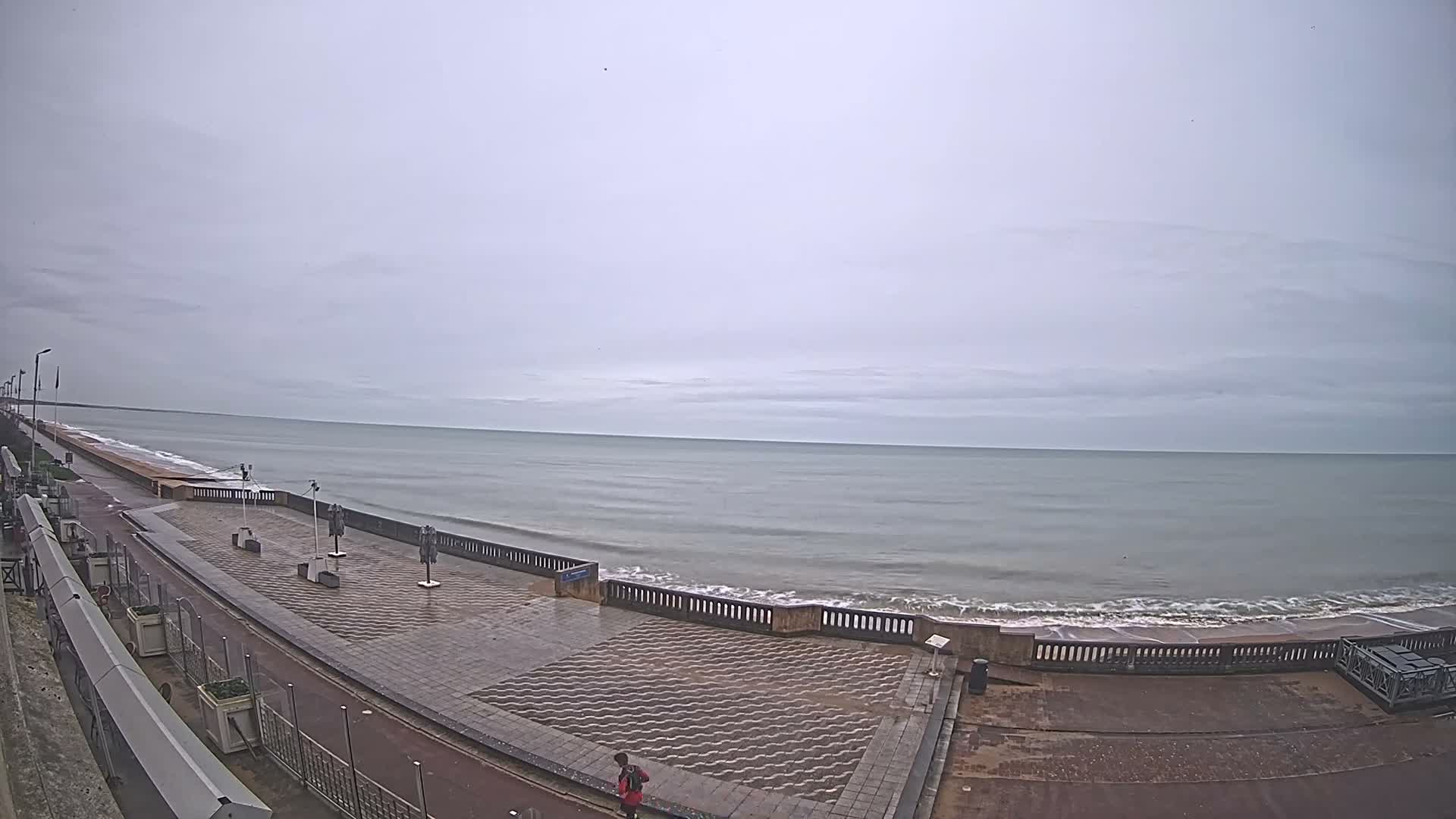 Cabourg Beach Live Cam - Lisieux, Calvados, Normandie, France