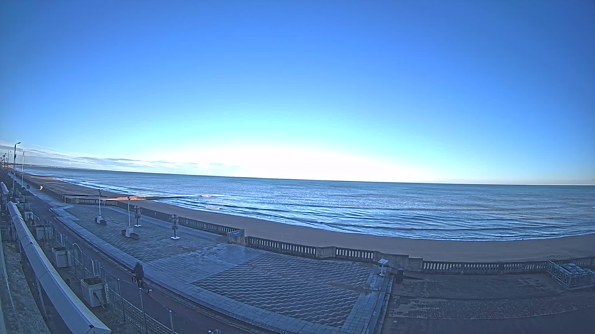 Cabourg Beach Live Cam - Lisieux, Calvados, Normandie, France