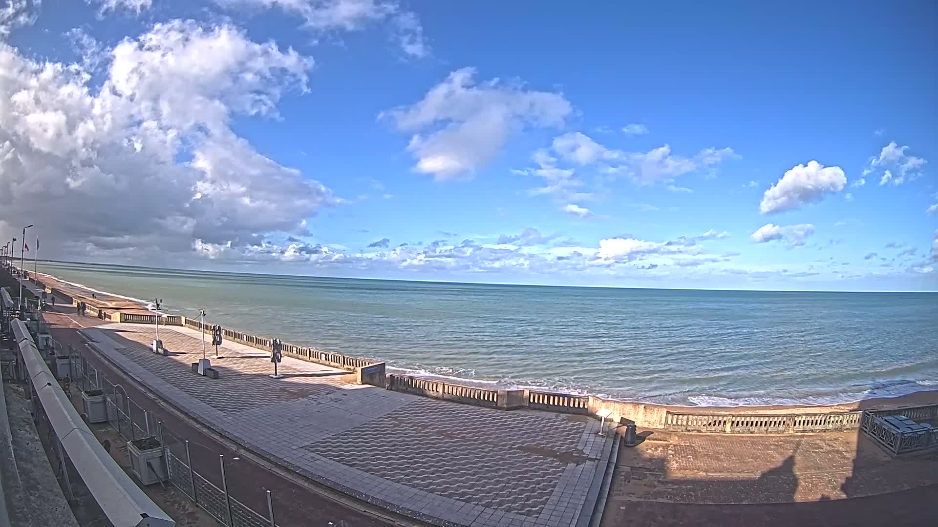Cabourg Beach Live Cam - Lisieux, Calvados, Normandie, France