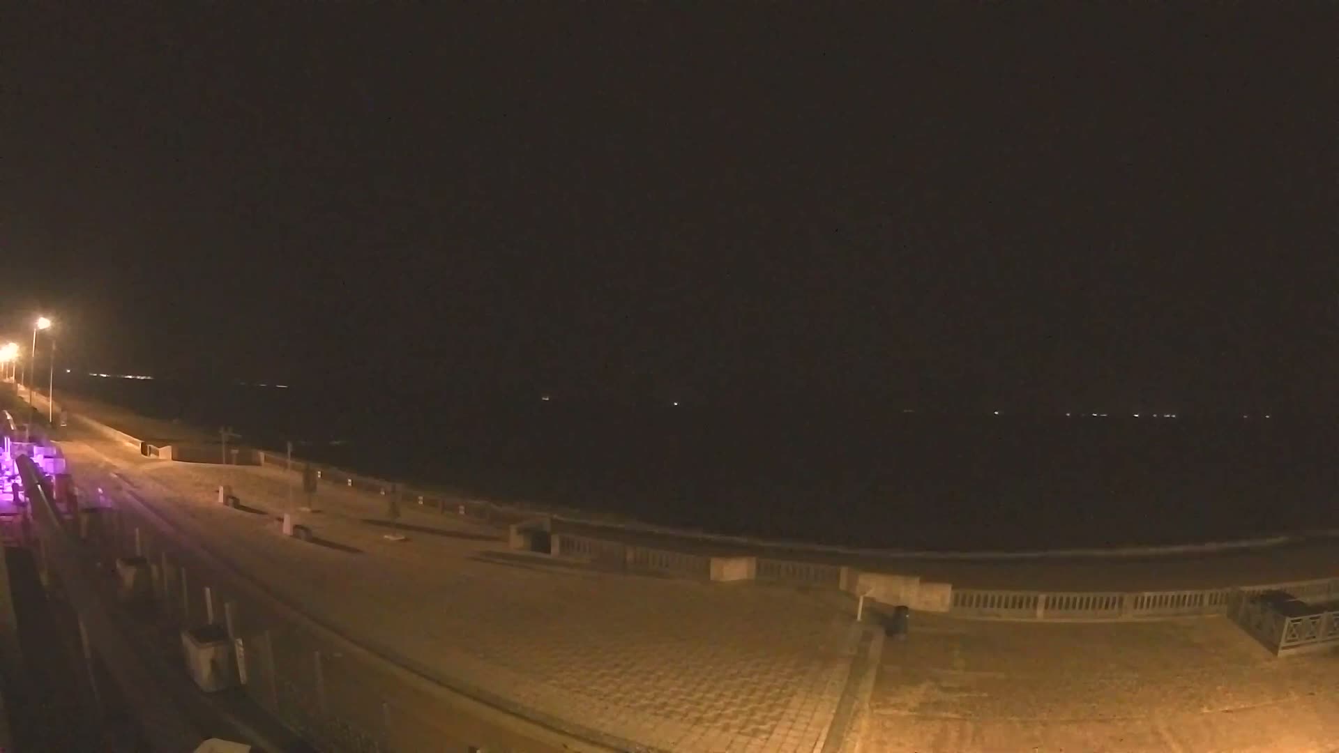 Cabourg Beach Live Cam - Lisieux, Calvados, Normandie, France