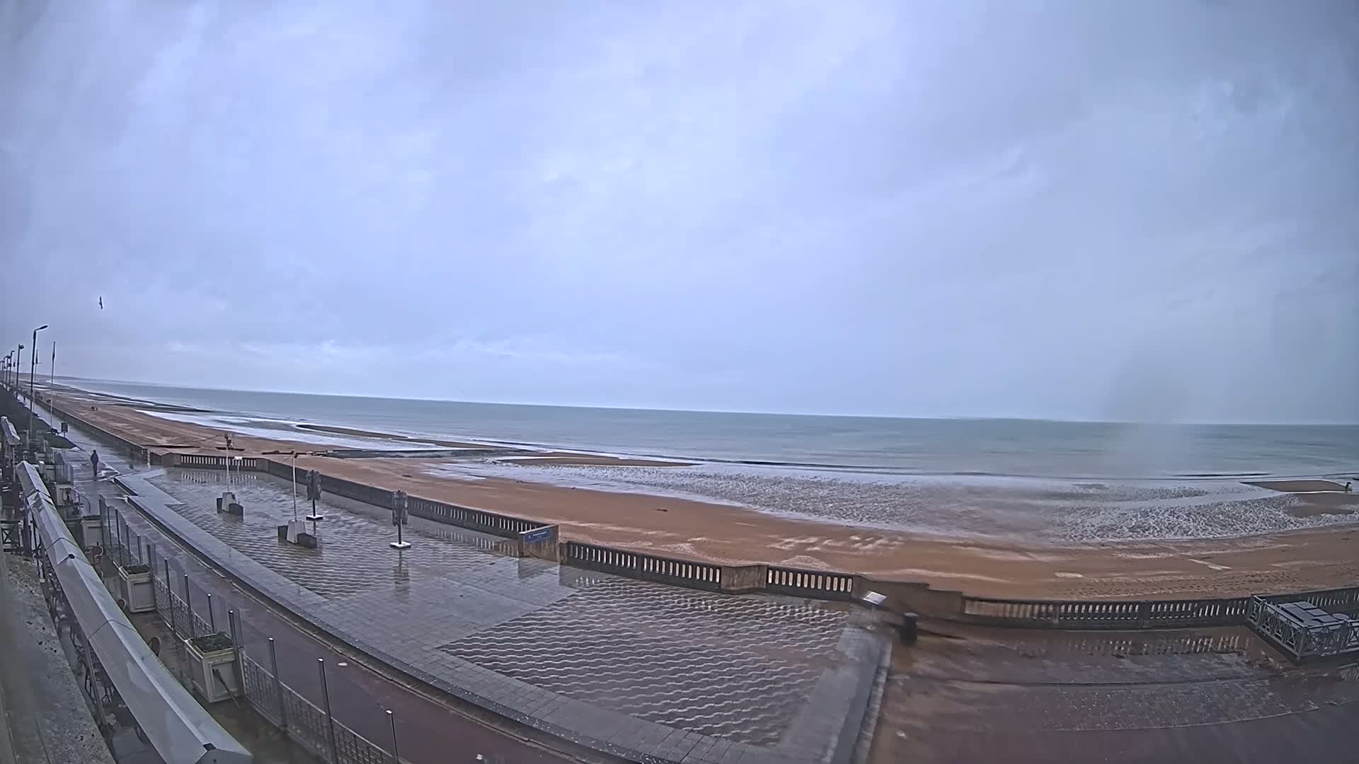 Cabourg Beach Live Cam - Lisieux, Calvados, Normandie, France