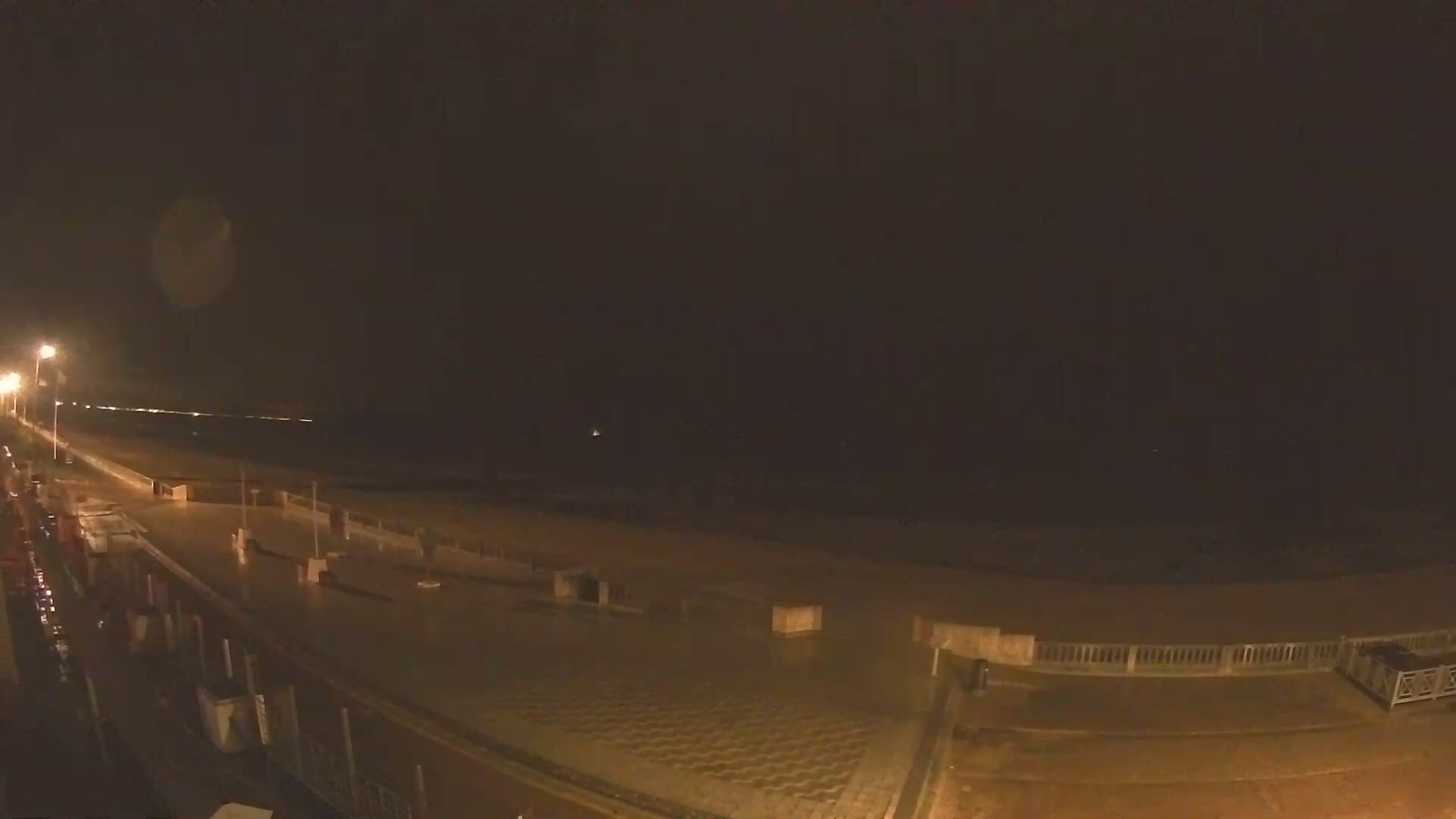Cabourg Beach Live Cam - Lisieux, Calvados, Normandie, France