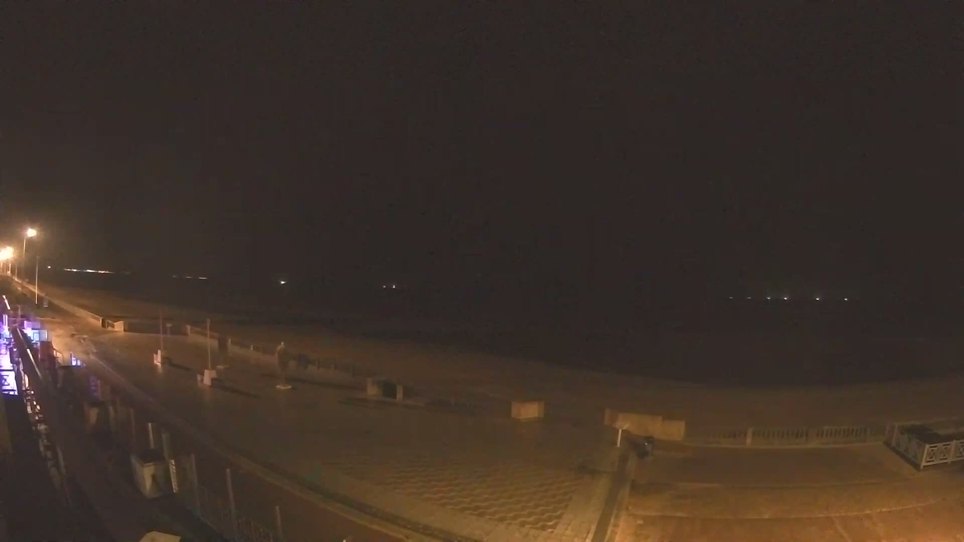Cabourg Beach Live Cam - Lisieux, Calvados, Normandie, France
