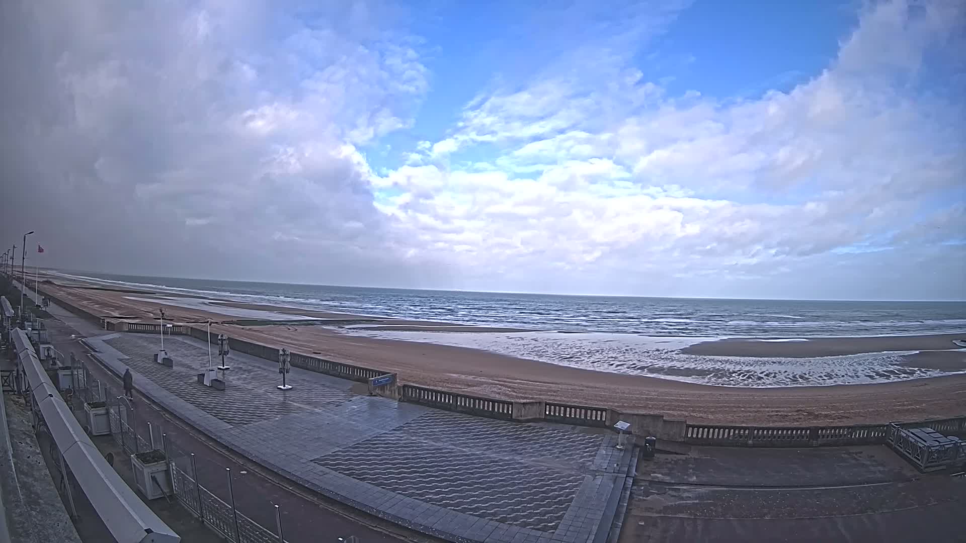 Cabourg Beach Live Cam - Lisieux, Calvados, Normandie, France