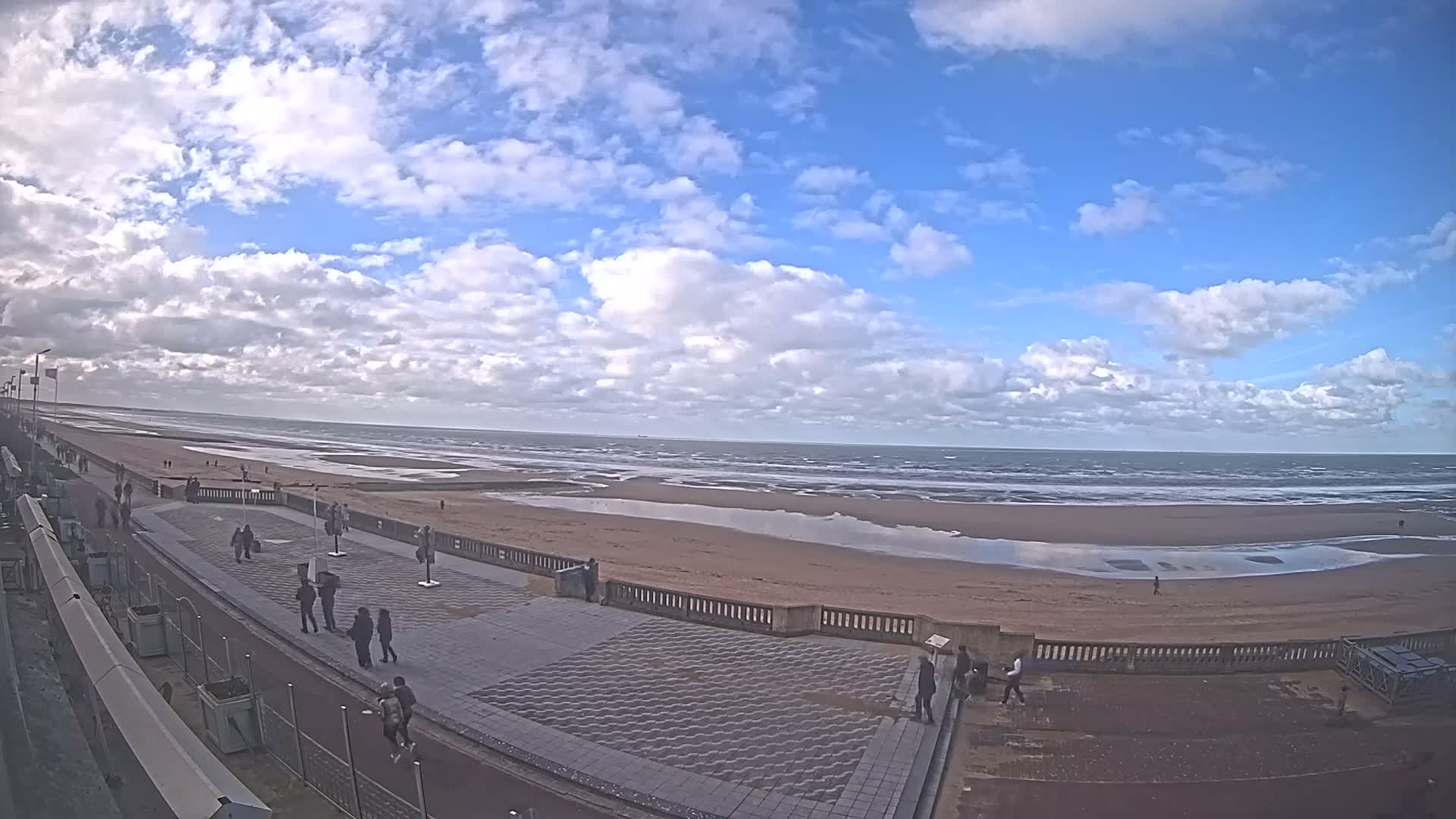 Cabourg Beach Live Cam - Lisieux, Calvados, Normandie, France