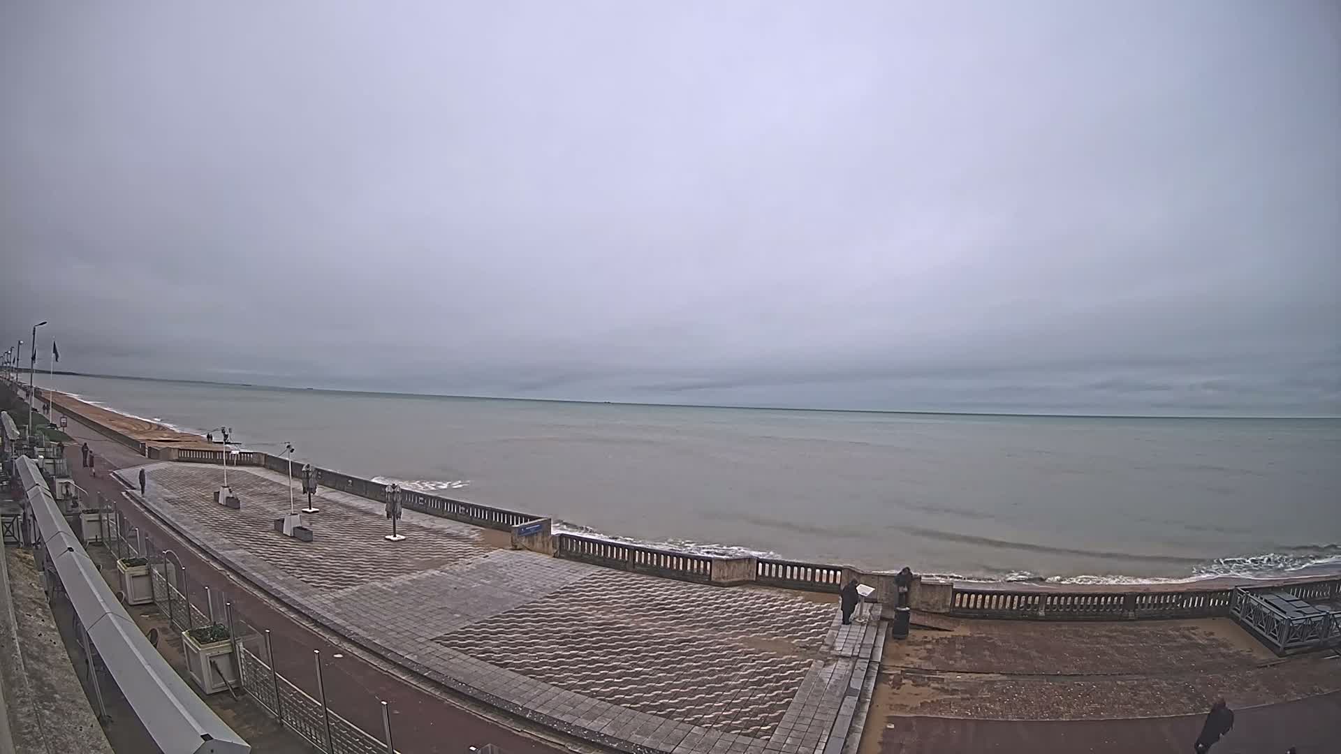 Cabourg Beach Live Cam - Lisieux, Calvados, Normandie, France
