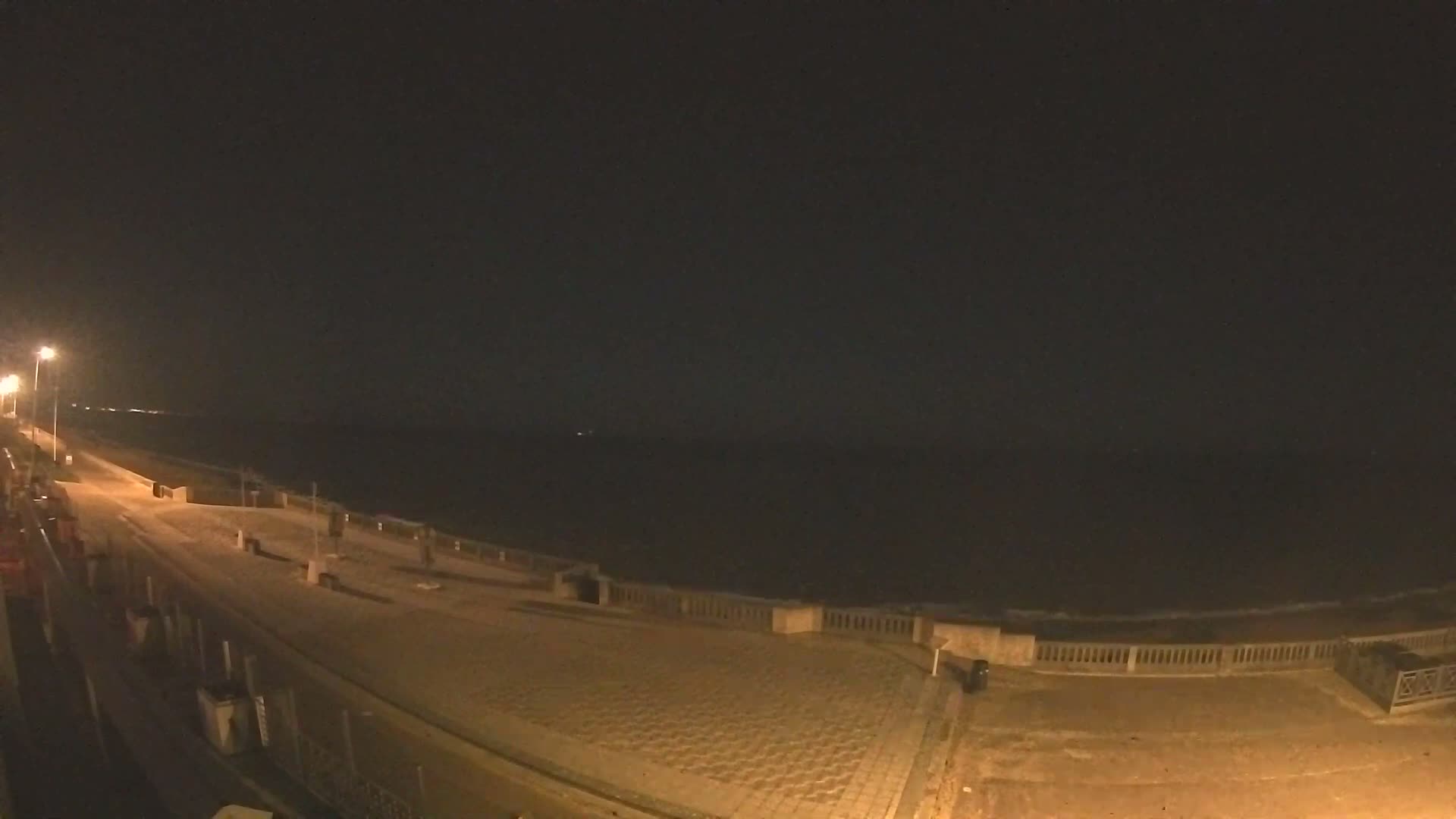 Cabourg Beach Live Cam - Lisieux, Calvados, Normandie, France