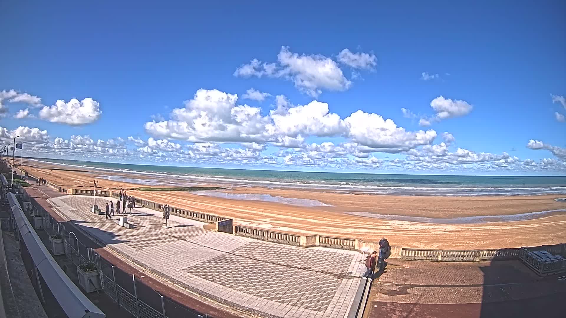 Cabourg Beach Live Cam - Lisieux, Calvados, Normandie, France