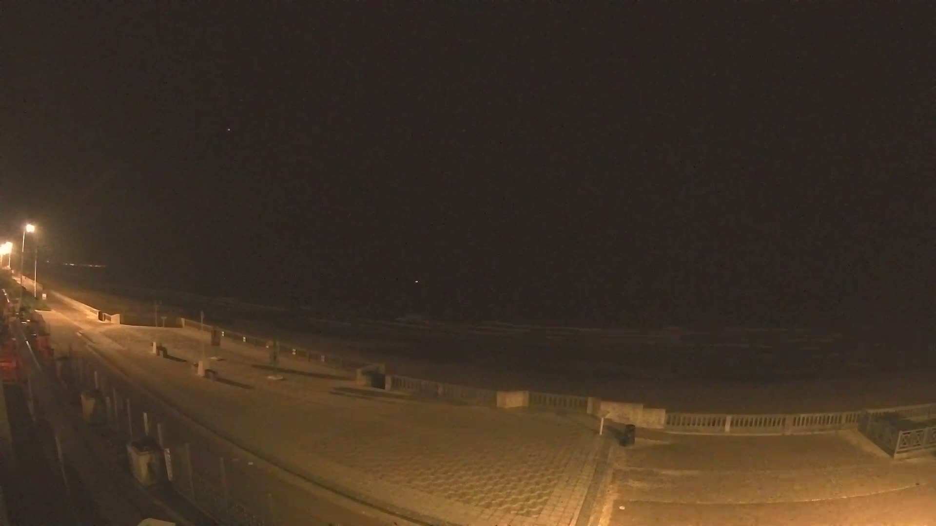 Cabourg Beach Live Cam - Lisieux, Calvados, Normandie, France