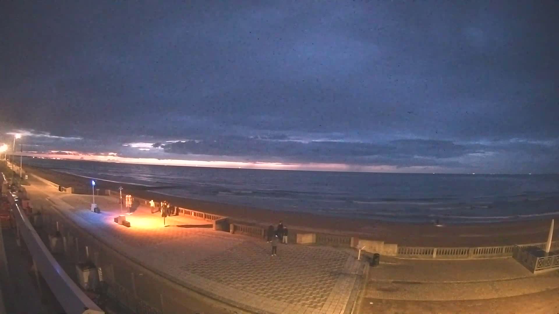 Cabourg Beach Live Cam - Lisieux, Calvados, Normandie, France