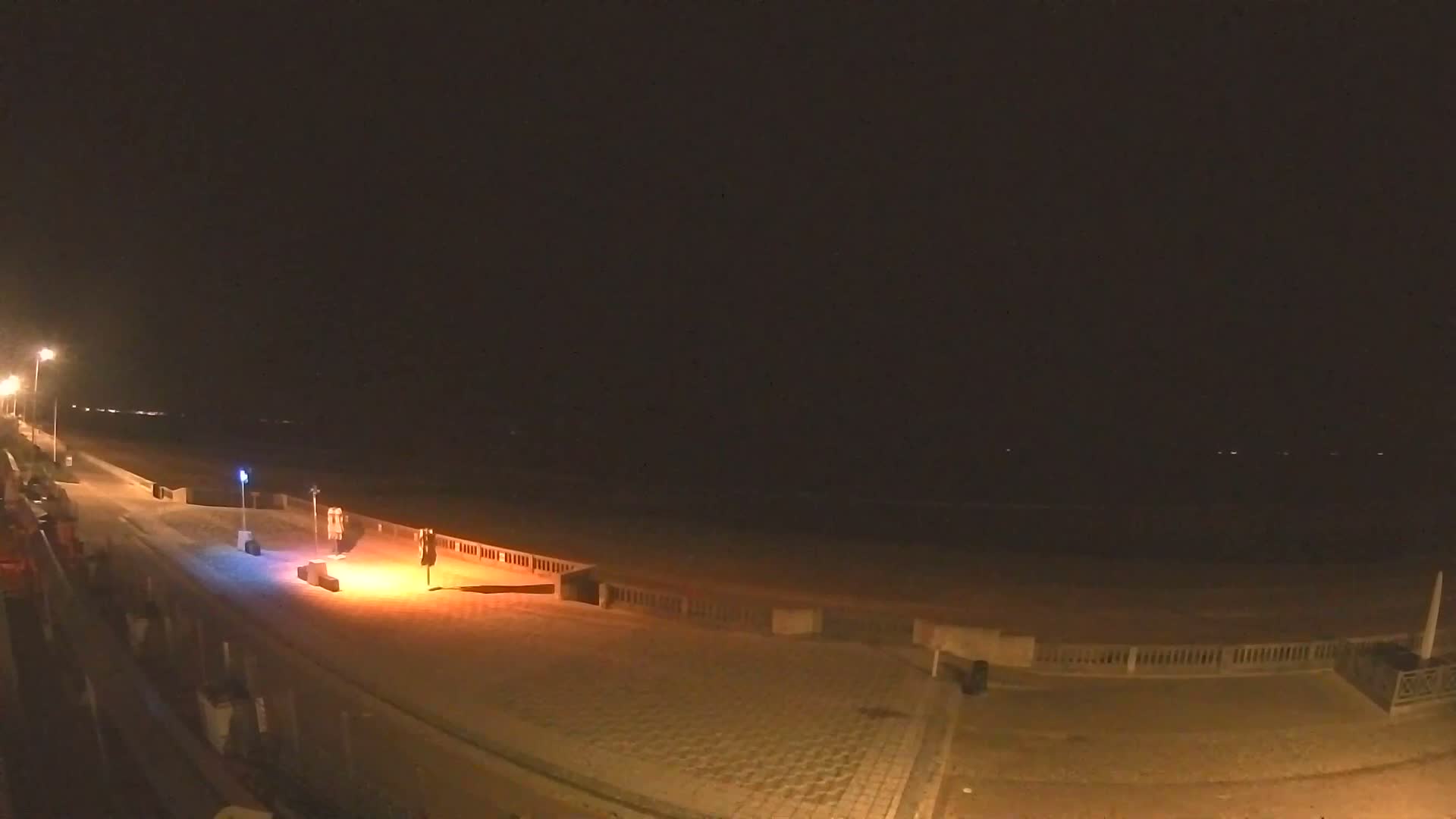 Cabourg Beach Live Cam - Lisieux, Calvados, Normandie, France