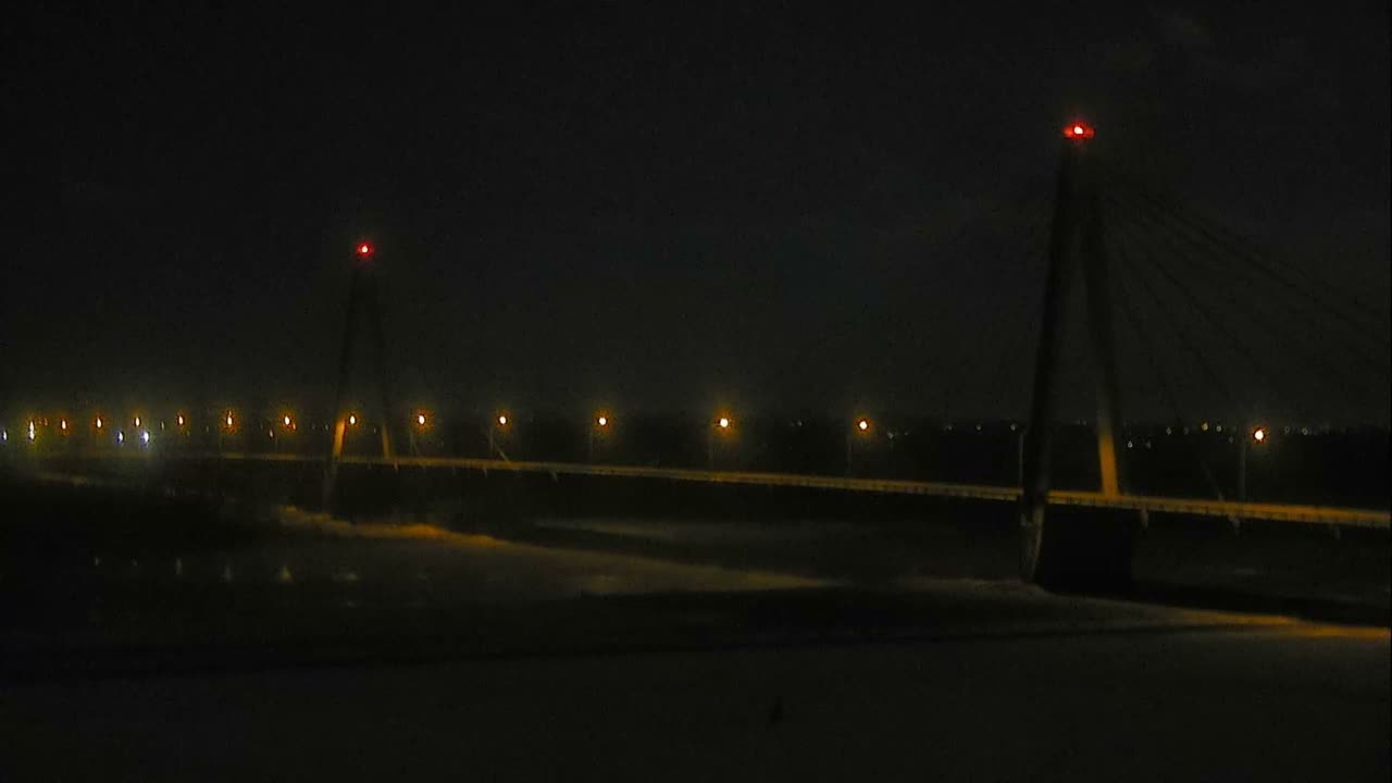 Otofuke , Tokachi Cho Hakucho Bridge & Tokachi River ( 音更町・十勝町 白鳥橋・十勝川 ) Live Cam - 12 Chome, Tokachigawaonsenminami, Otofuke, Kato, Tokachi, Hokkaido, Japan