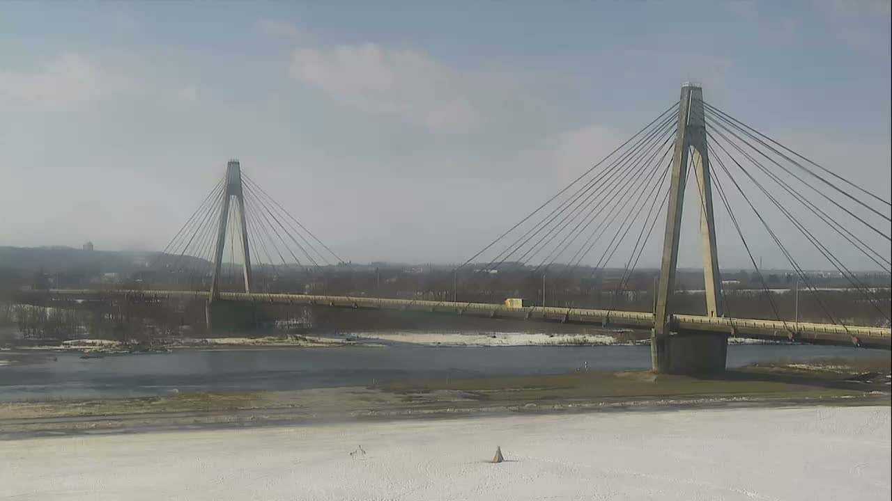 Otofuke , Tokachi Cho Hakucho Bridge & Tokachi River ( 音更町・十勝町 白鳥橋・十勝川 ) Live Cam - 12 Chome, Tokachigawaonsenminami, Otofuke, Kato, Tokachi, Hokkaido, Japan