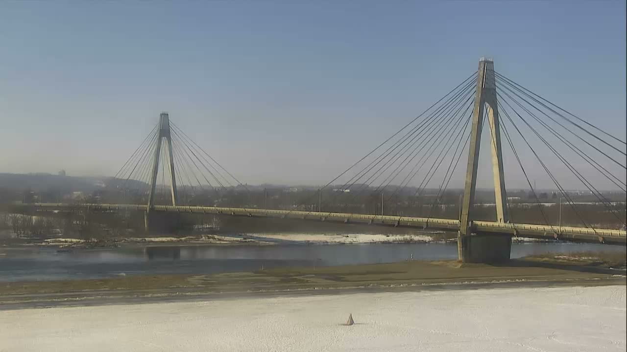 Otofuke , Tokachi Cho Hakucho Bridge & Tokachi River ( 音更町・十勝町 白鳥橋・十勝川 ) Live Cam - 12 Chome, Tokachigawaonsenminami, Otofuke, Kato, Tokachi, Hokkaido, Japan