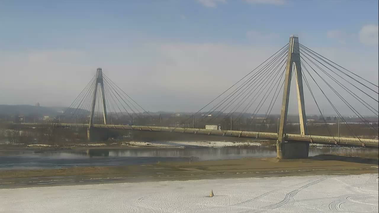 Otofuke , Tokachi Cho Hakucho Bridge & Tokachi River ( 音更町・十勝町 白鳥橋・十勝川 ) Live Cam - 12 Chome, Tokachigawaonsenminami, Otofuke, Kato, Tokachi, Hokkaido, Japan
