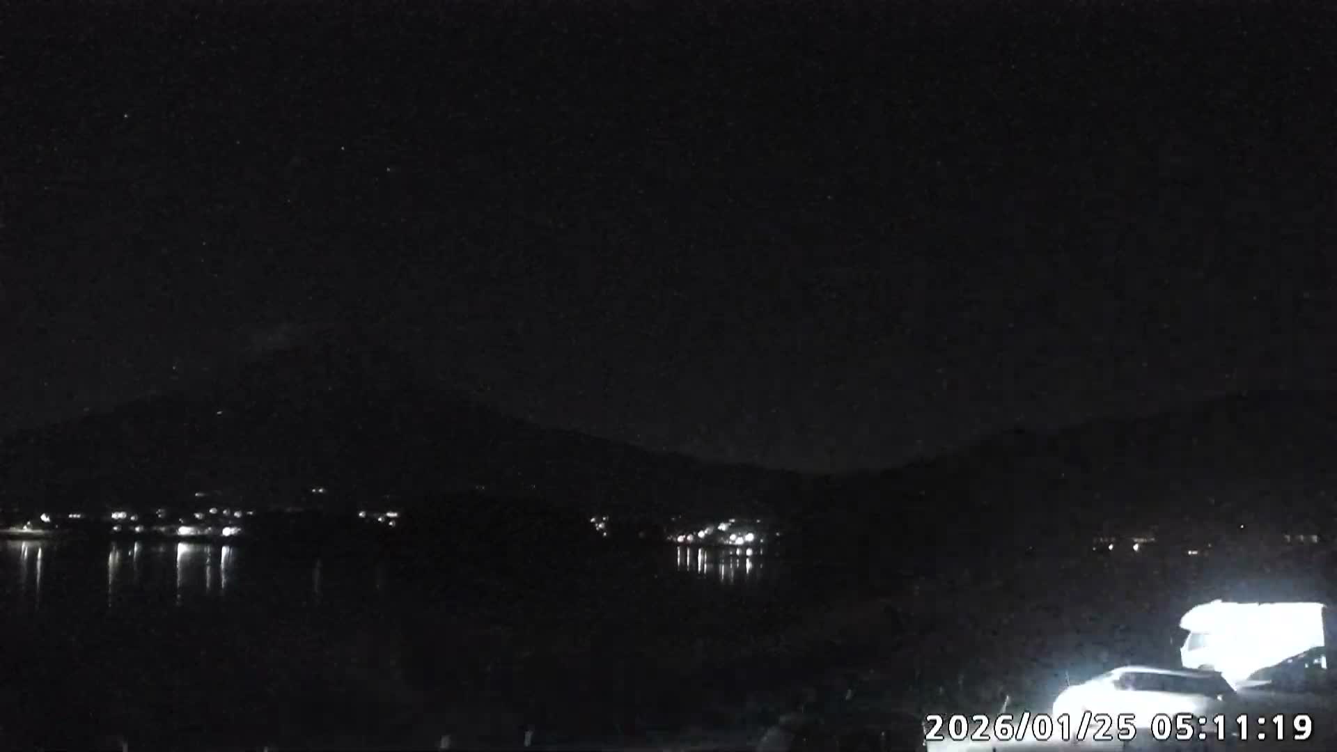 Fujikawaguchiko, Mount Fuji & Lake Kawaguchiko View from Oishi Park ( 大石公園からの富士河口湖、河口湖、富士山の眺め ) Live Cam  - Oishi, Fujikawaguchiko, Minamitsuru, Yamanashi, Tokai, Chubu, Japan