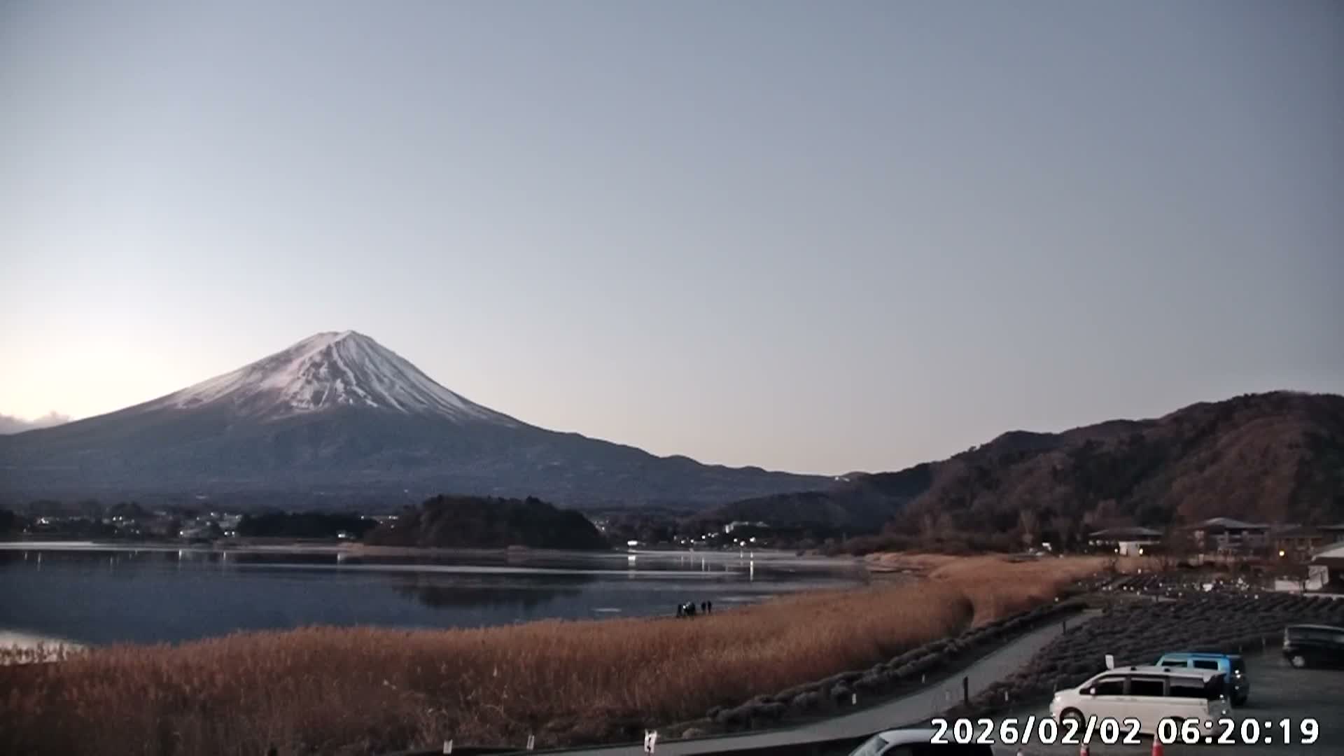 Fujikawaguchiko, Mount Fuji & Lake Kawaguchiko View from Oishi Park ( 大石公園からの富士河口湖、河口湖、富士山の眺め ) Live Cam  - Oishi, Fujikawaguchiko, Minamitsuru, Yamanashi, Tokai, Chubu, Japan