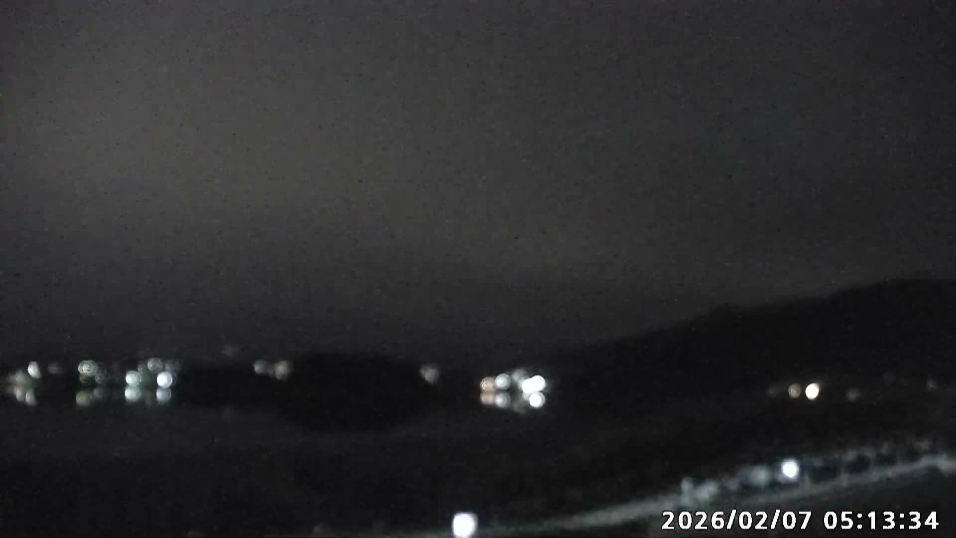 Fujikawaguchiko, Mount Fuji & Lake Kawaguchiko View from Oishi Park ( 大石公園からの富士河口湖、河口湖、富士山の眺め ) Live Cam  - Oishi, Fujikawaguchiko, Minamitsuru, Yamanashi, Tokai, Chubu, Japan