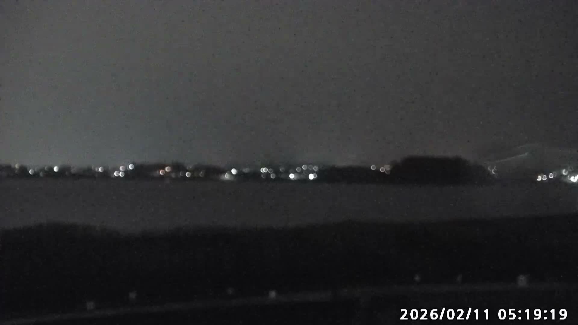 Fujikawaguchiko, Mount Fuji & Lake Kawaguchiko View from Oishi Park ( 大石公園からの富士河口湖、河口湖、富士山の眺め ) Live Cam  - Oishi, Fujikawaguchiko, Minamitsuru, Yamanashi, Tokai, Chubu, Japan
