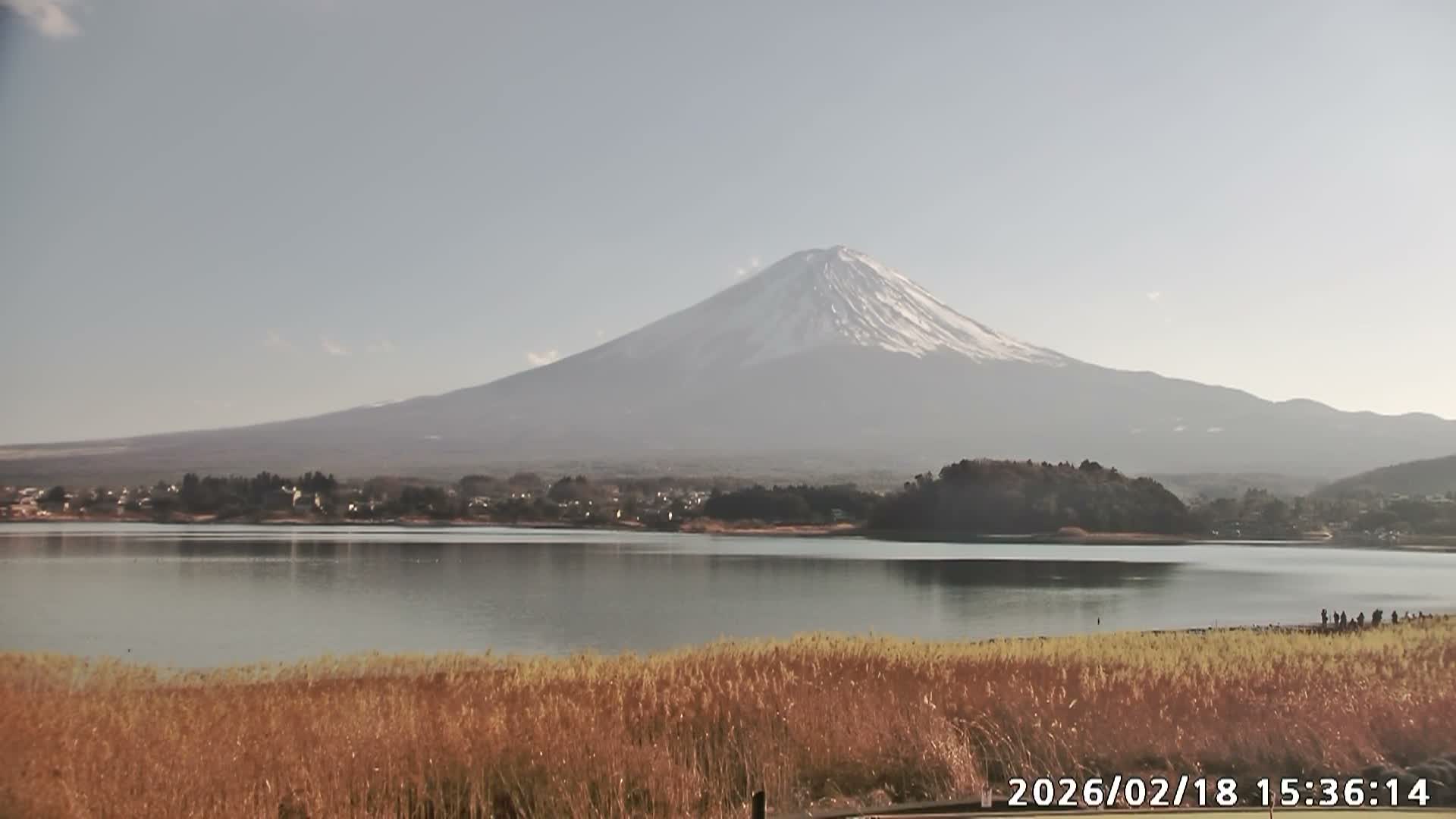 Fujikawaguchiko, Mount Fuji & Lake Kawaguchiko View from Oishi Park ( 大石公園からの富士河口湖、河口湖、富士山の眺め ) Live Cam  - Oishi, Fujikawaguchiko, Minamitsuru, Yamanashi, Tokai, Chubu, Japan