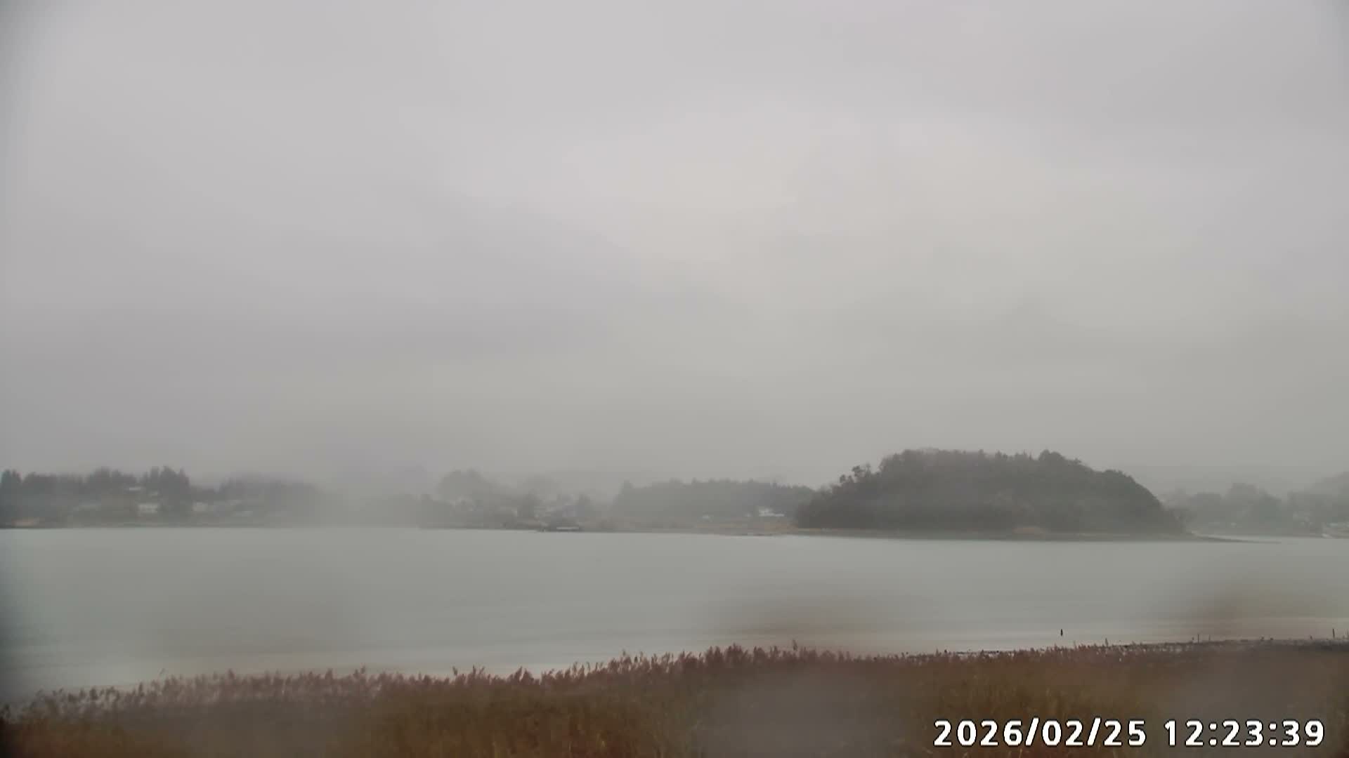 Fujikawaguchiko, Mount Fuji & Lake Kawaguchiko View from Oishi Park ( 大石公園からの富士河口湖、河口湖、富士山の眺め ) Live Cam  - Oishi, Fujikawaguchiko, Minamitsuru, Yamanashi, Tokai, Chubu, Japan