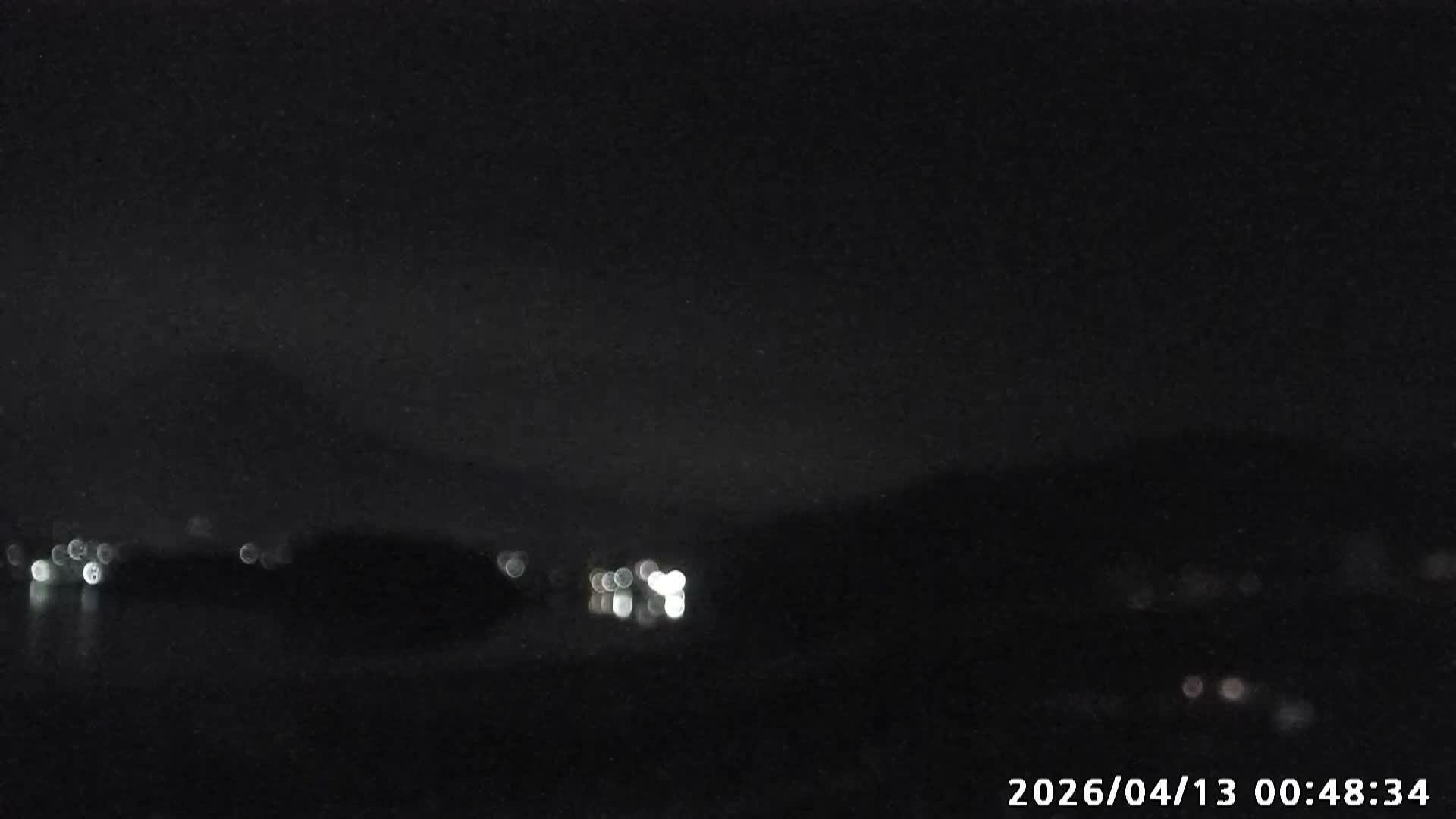 Fujikawaguchiko, Mount Fuji & Lake Kawaguchiko View from Oishi Park ( 大石公園からの富士河口湖、河口湖、富士山の眺め ) Live Cam  - Oishi, Fujikawaguchiko, Minamitsuru, Yamanashi, Tokai, Chubu, Japan