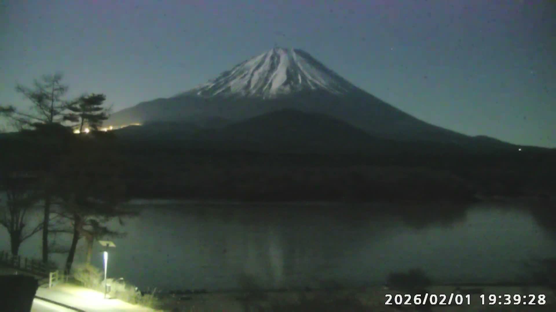 Fujikawaguchiko, Mount Fuji & Lake Shoji View ( 富士河口湖、富士山、精進湖の眺め ) Live Cam  - Shoji, Fujikawaguchiko, Minamitsuru, Yamanashi, Tokai, Chubu, Japan