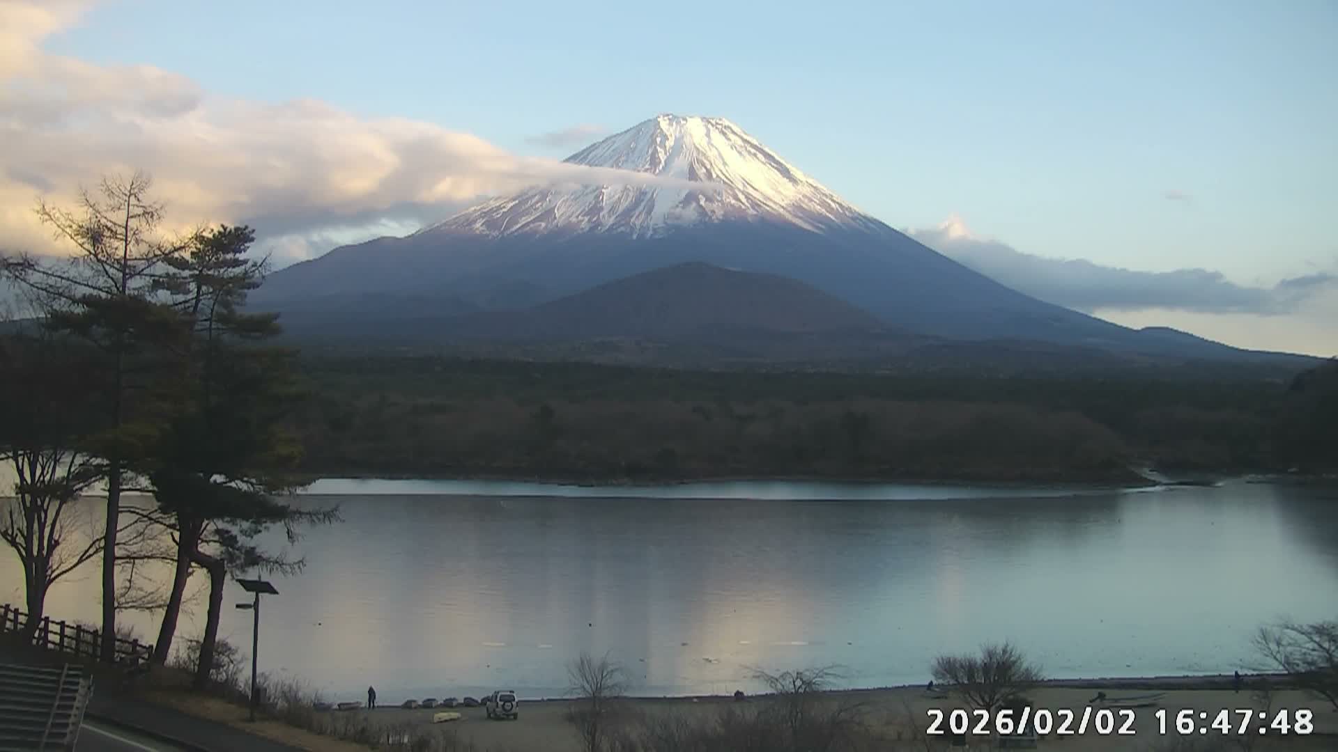 Fujikawaguchiko, Mount Fuji & Lake Shoji View ( 富士河口湖、富士山、精進湖の眺め ) Live Cam  - Shoji, Fujikawaguchiko, Minamitsuru, Yamanashi, Tokai, Chubu, Japan