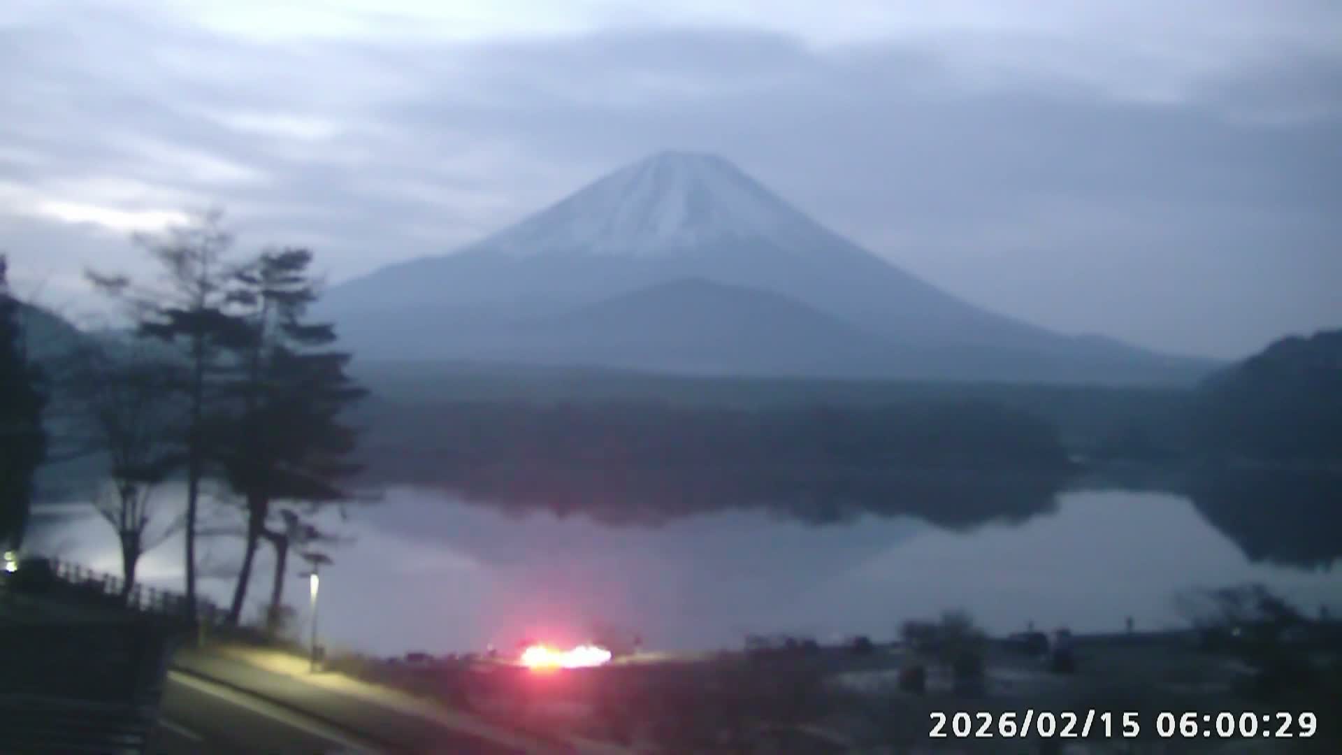 Fujikawaguchiko, Mount Fuji & Lake Shoji View ( 富士河口湖、富士山、精進湖の眺め ) Live Cam  - Shoji, Fujikawaguchiko, Minamitsuru, Yamanashi, Tokai, Chubu, Japan