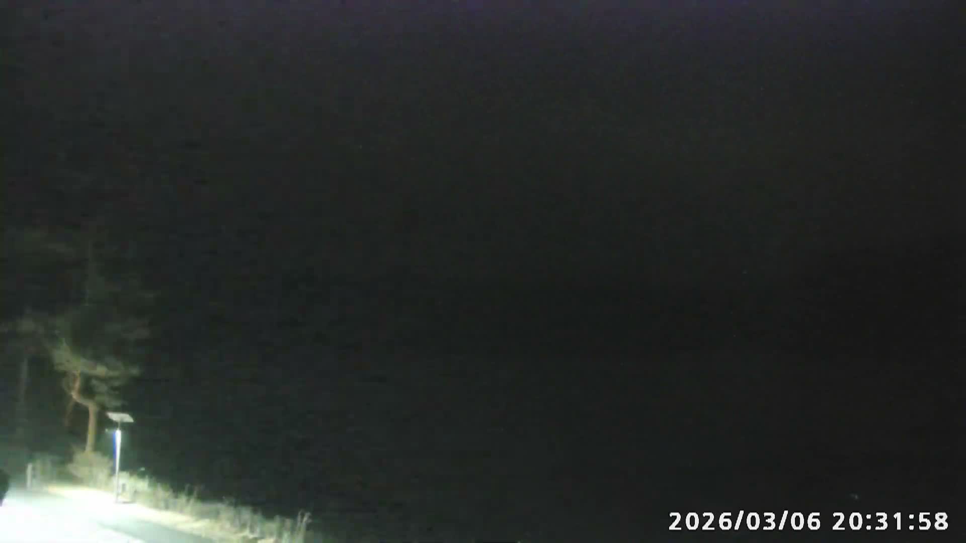Fujikawaguchiko, Mount Fuji & Lake Shoji View ( 富士河口湖、富士山、精進湖の眺め ) Live Cam  - Shoji, Fujikawaguchiko, Minamitsuru, Yamanashi, Tokai, Chubu, Japan