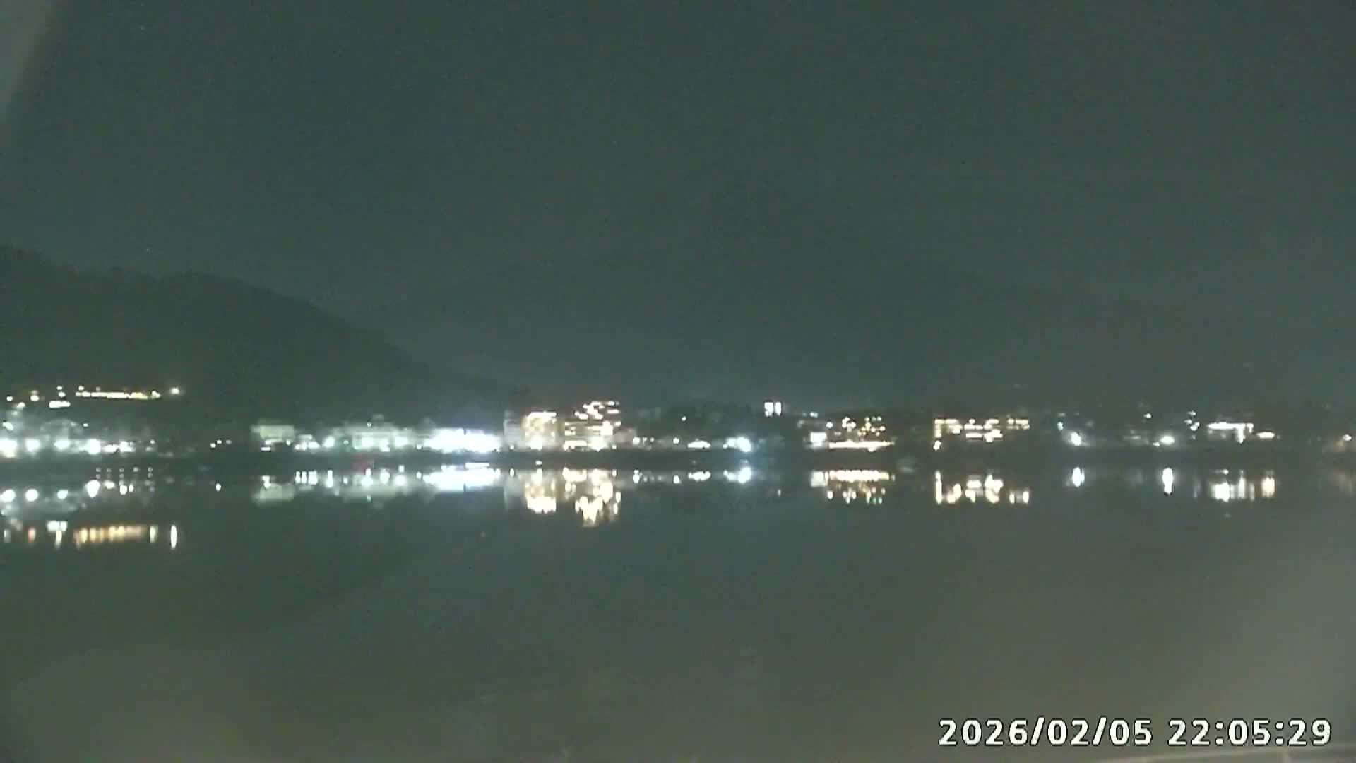 Fujikawaguchiko, Kawaguchi,  Mount Fuji & Lake Kawaguchiko View  ( 富士河口湖、川口、富士山、河口湖の眺め ) Live Cam -  Kawaguchi, Fujikawaguchiko, Minamitsuru, Yamanashi, Tokai, Chubu, Japan