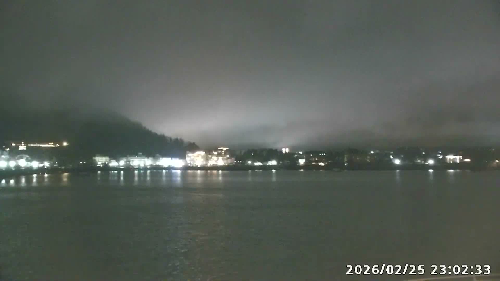 Fujikawaguchiko, Kawaguchi,  Mount Fuji & Lake Kawaguchiko View  ( 富士河口湖、川口、富士山、河口湖の眺め ) Live Cam -  Kawaguchi, Fujikawaguchiko, Minamitsuru, Yamanashi, Tokai, Chubu, Japan