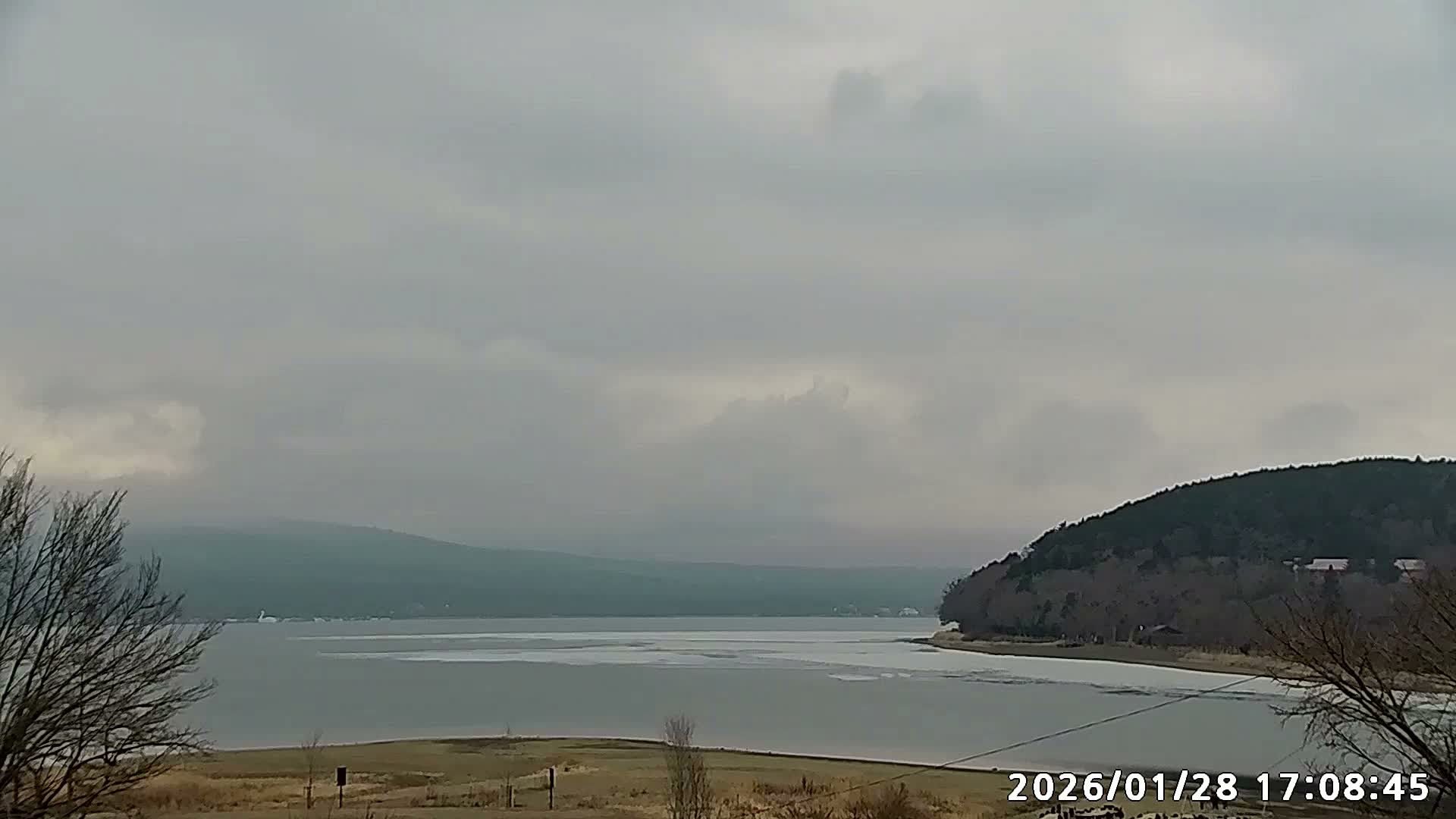 Yamanakako,  Mount Fuji & Lake Yamanaka View  ( 山中湖、富士山、山中湖の眺め ) Live Cam -  Yamanaka,, Yamanakako, Minamitsuru, Yamanashi, Tokai, Chubu, Japan