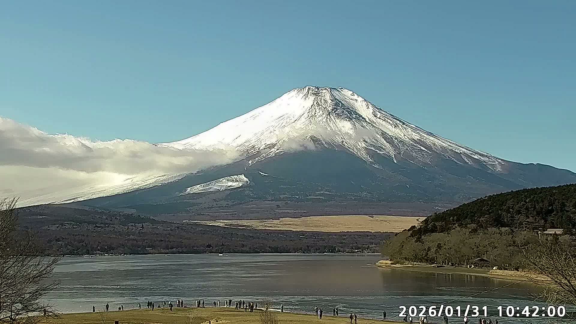 Yamanakako,  Mount Fuji & Lake Yamanaka View  ( 山中湖、富士山、山中湖の眺め ) Live Cam -  Yamanaka,, Yamanakako, Minamitsuru, Yamanashi, Tokai, Chubu, Japan
