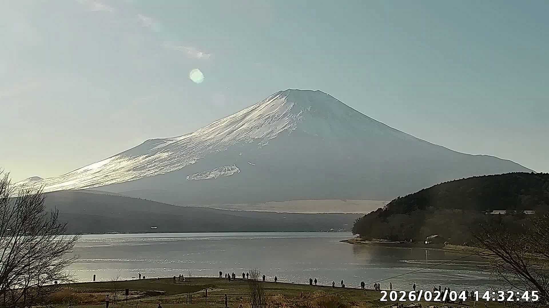 Yamanakako,  Mount Fuji & Lake Yamanaka View  ( 山中湖、富士山、山中湖の眺め ) Live Cam -  Yamanaka,, Yamanakako, Minamitsuru, Yamanashi, Tokai, Chubu, Japan