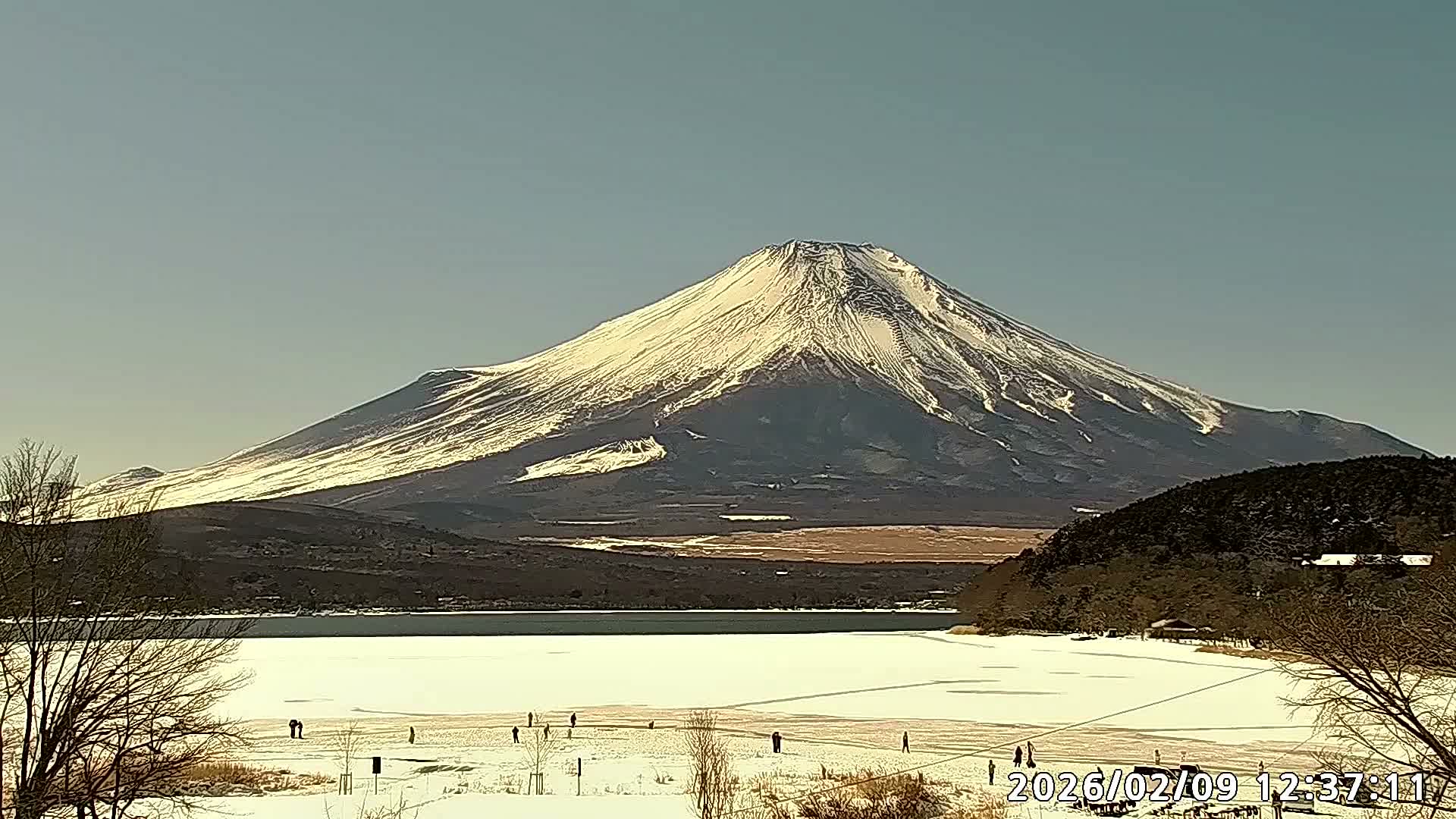 Yamanakako,  Mount Fuji & Lake Yamanaka View  ( 山中湖、富士山、山中湖の眺め ) Live Cam -  Yamanaka,, Yamanakako, Minamitsuru, Yamanashi, Tokai, Chubu, Japan
