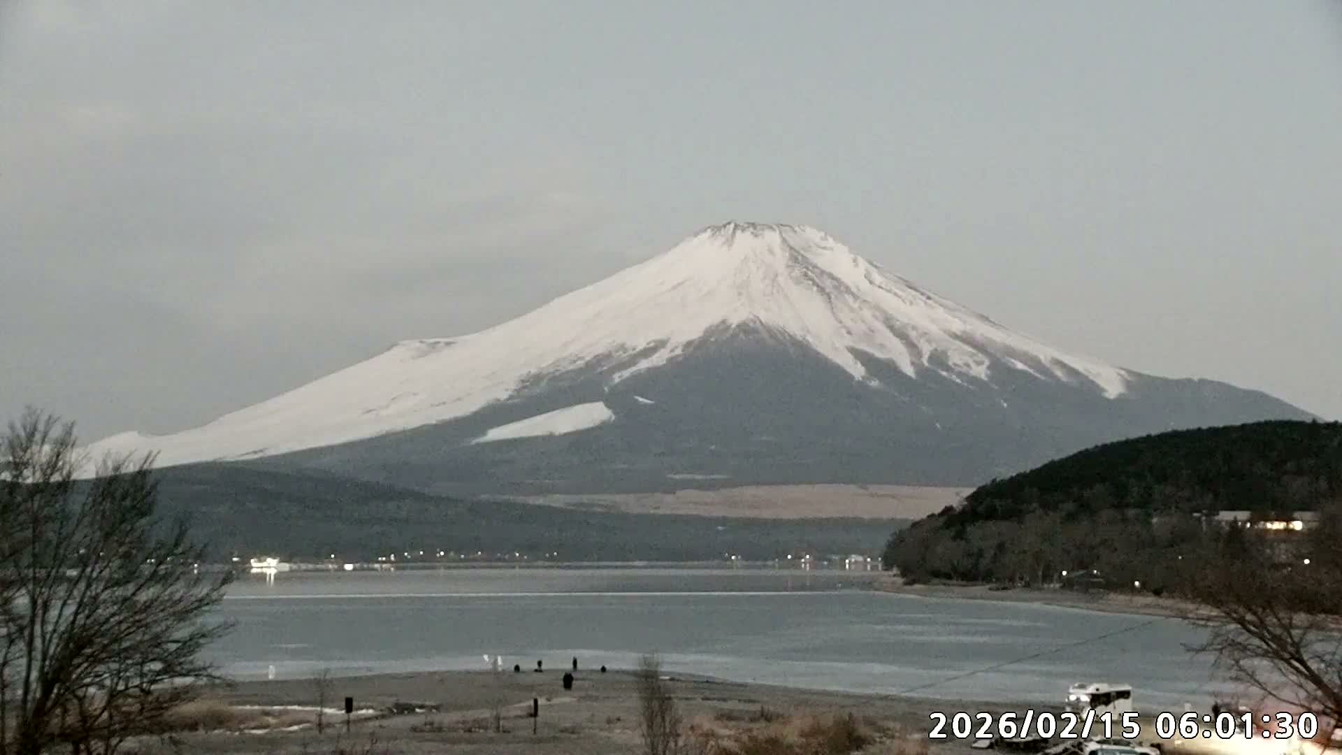 Yamanakako,  Mount Fuji & Lake Yamanaka View  ( 山中湖、富士山、山中湖の眺め ) Live Cam -  Yamanaka,, Yamanakako, Minamitsuru, Yamanashi, Tokai, Chubu, Japan