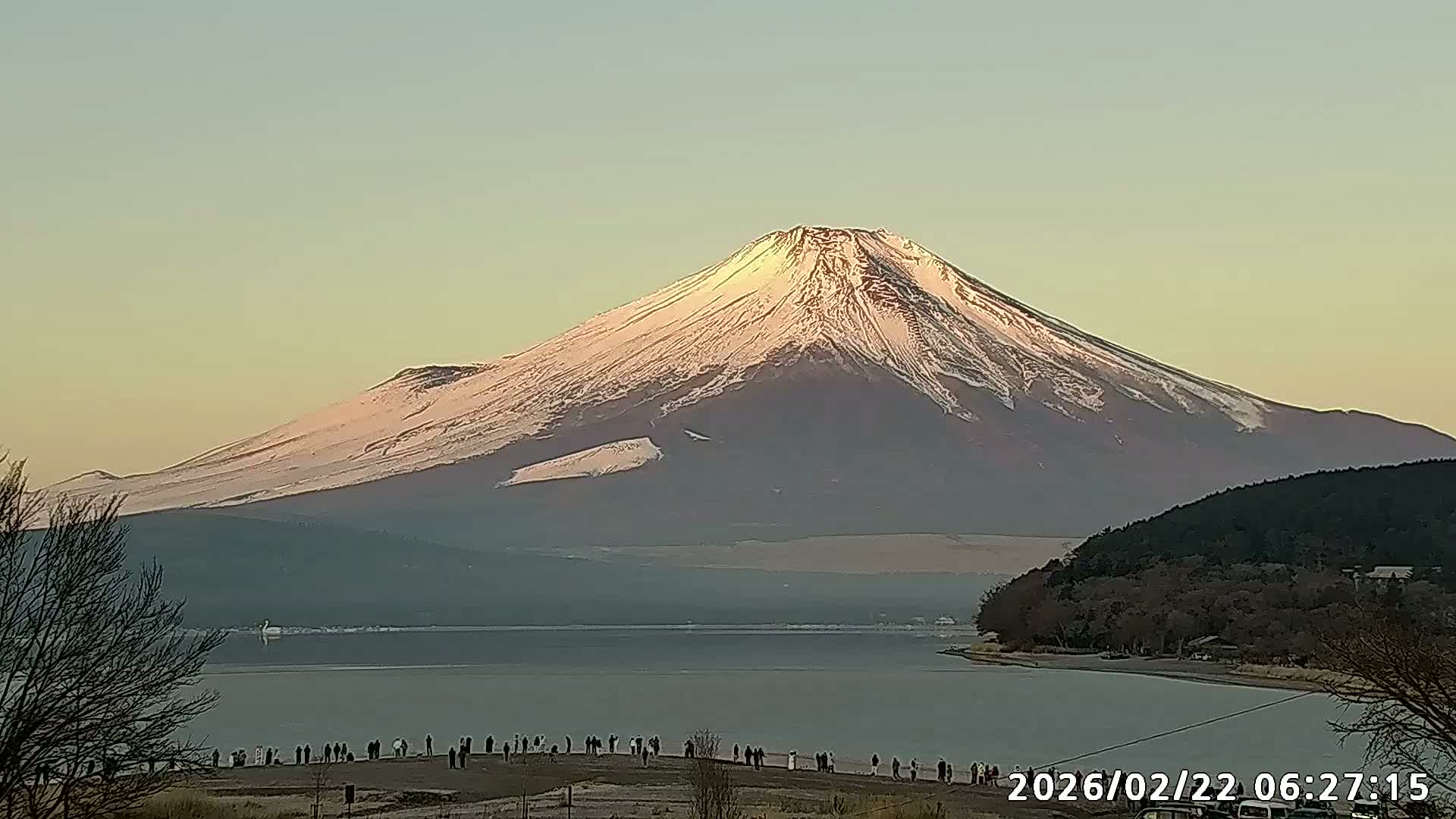Yamanakako,  Mount Fuji & Lake Yamanaka View  ( 山中湖、富士山、山中湖の眺め ) Live Cam -  Yamanaka,, Yamanakako, Minamitsuru, Yamanashi, Tokai, Chubu, Japan