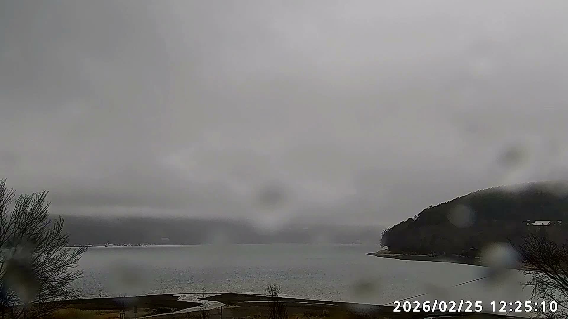 Yamanakako,  Mount Fuji & Lake Yamanaka View  ( 山中湖、富士山、山中湖の眺め ) Live Cam -  Yamanaka,, Yamanakako, Minamitsuru, Yamanashi, Tokai, Chubu, Japan