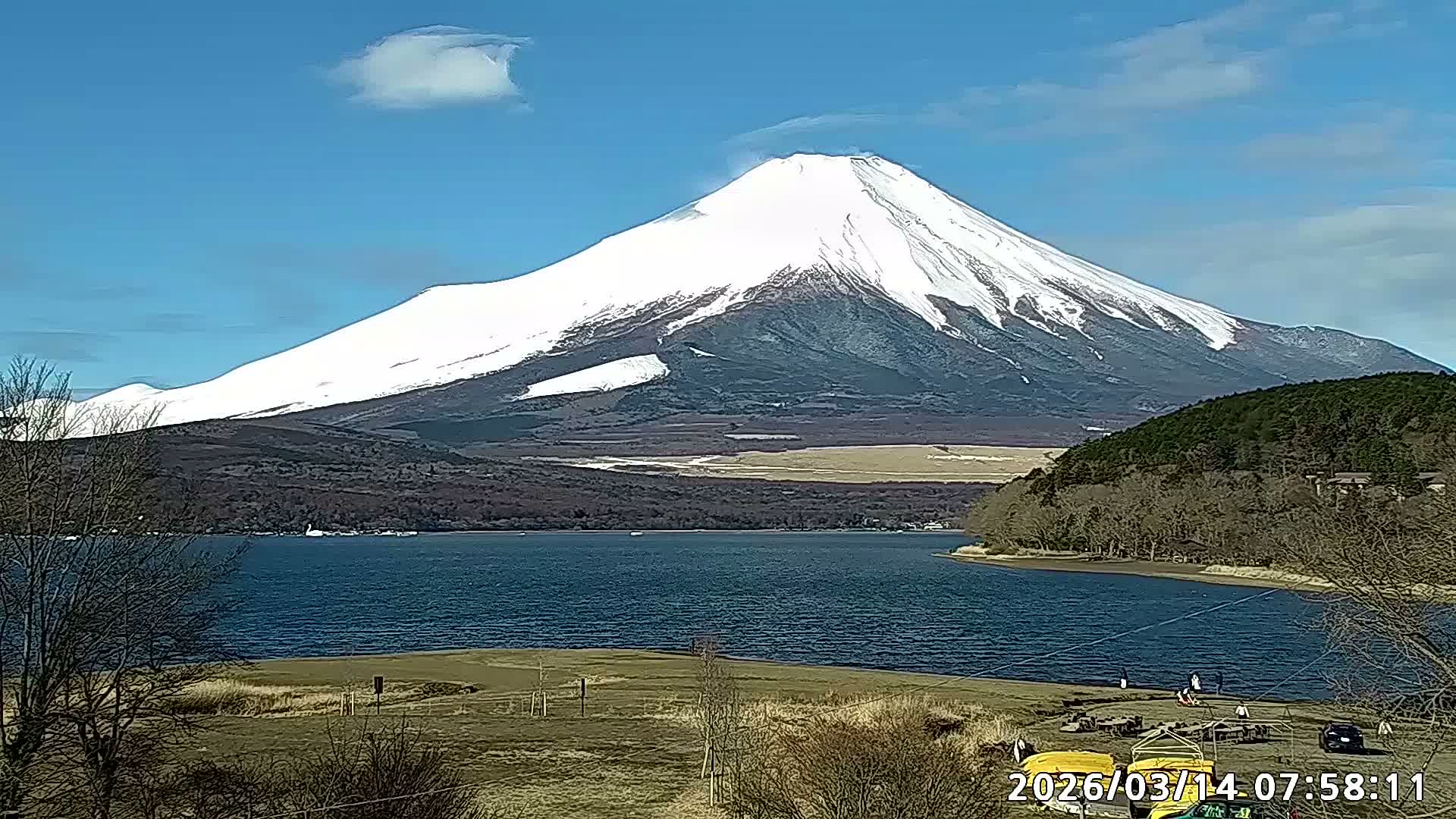 Yamanakako,  Mount Fuji & Lake Yamanaka View  ( 山中湖、富士山、山中湖の眺め ) Live Cam -  Yamanaka,, Yamanakako, Minamitsuru, Yamanashi, Tokai, Chubu, Japan