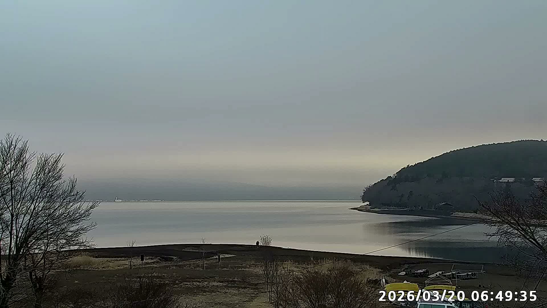 Yamanakako,  Mount Fuji & Lake Yamanaka View  ( 山中湖、富士山、山中湖の眺め ) Live Cam -  Yamanaka,, Yamanakako, Minamitsuru, Yamanashi, Tokai, Chubu, Japan