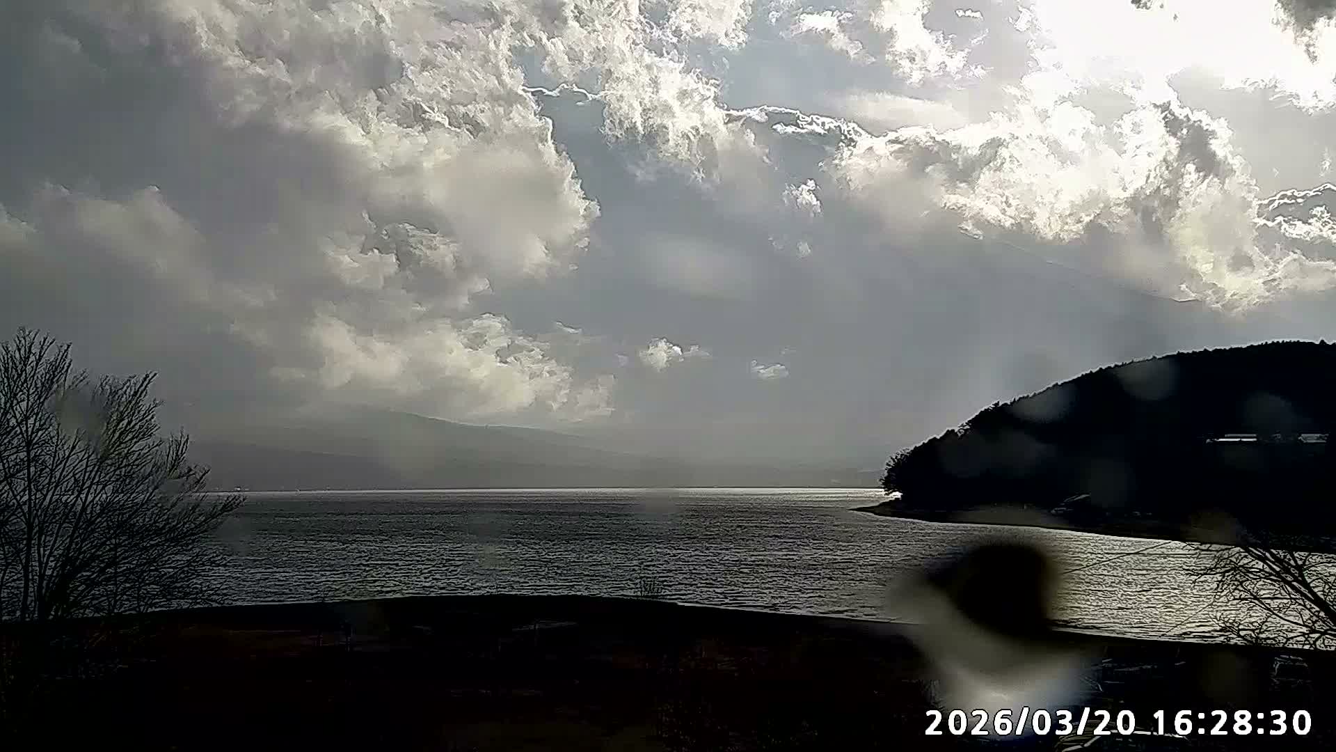Yamanakako,  Mount Fuji & Lake Yamanaka View  ( 山中湖、富士山、山中湖の眺め ) Live Cam -  Yamanaka,, Yamanakako, Minamitsuru, Yamanashi, Tokai, Chubu, Japan