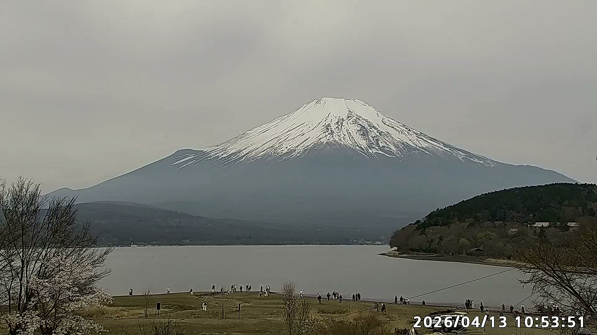 Yamanakako,  Mount Fuji & Lake Yamanaka View  ( 山中湖、富士山、山中湖の眺め ) Live Cam -  Yamanaka,, Yamanakako, Minamitsuru, Yamanashi, Tokai, Chubu, Japan